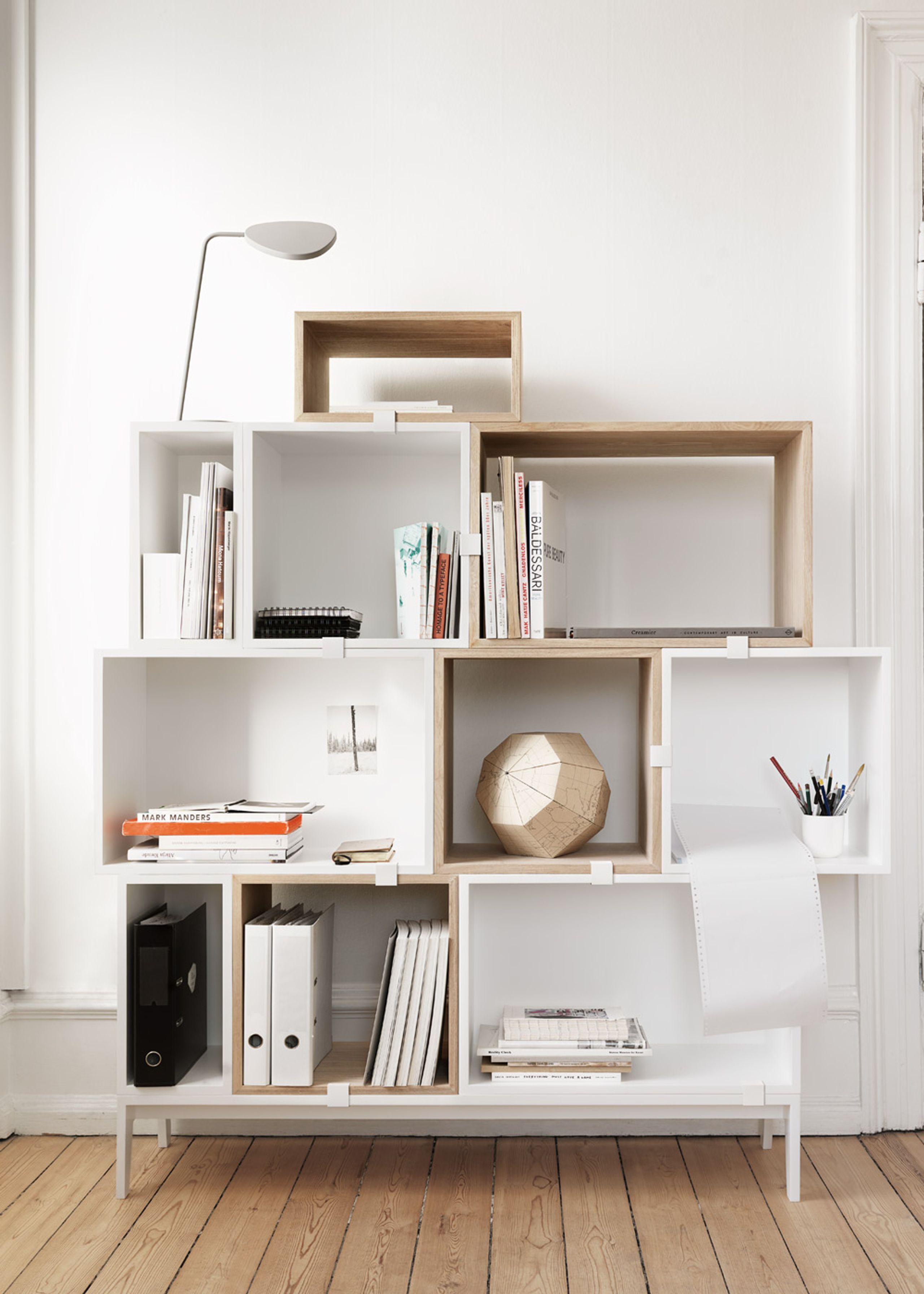 Muuto - Lampe - Leaf Bordlampe - Grå