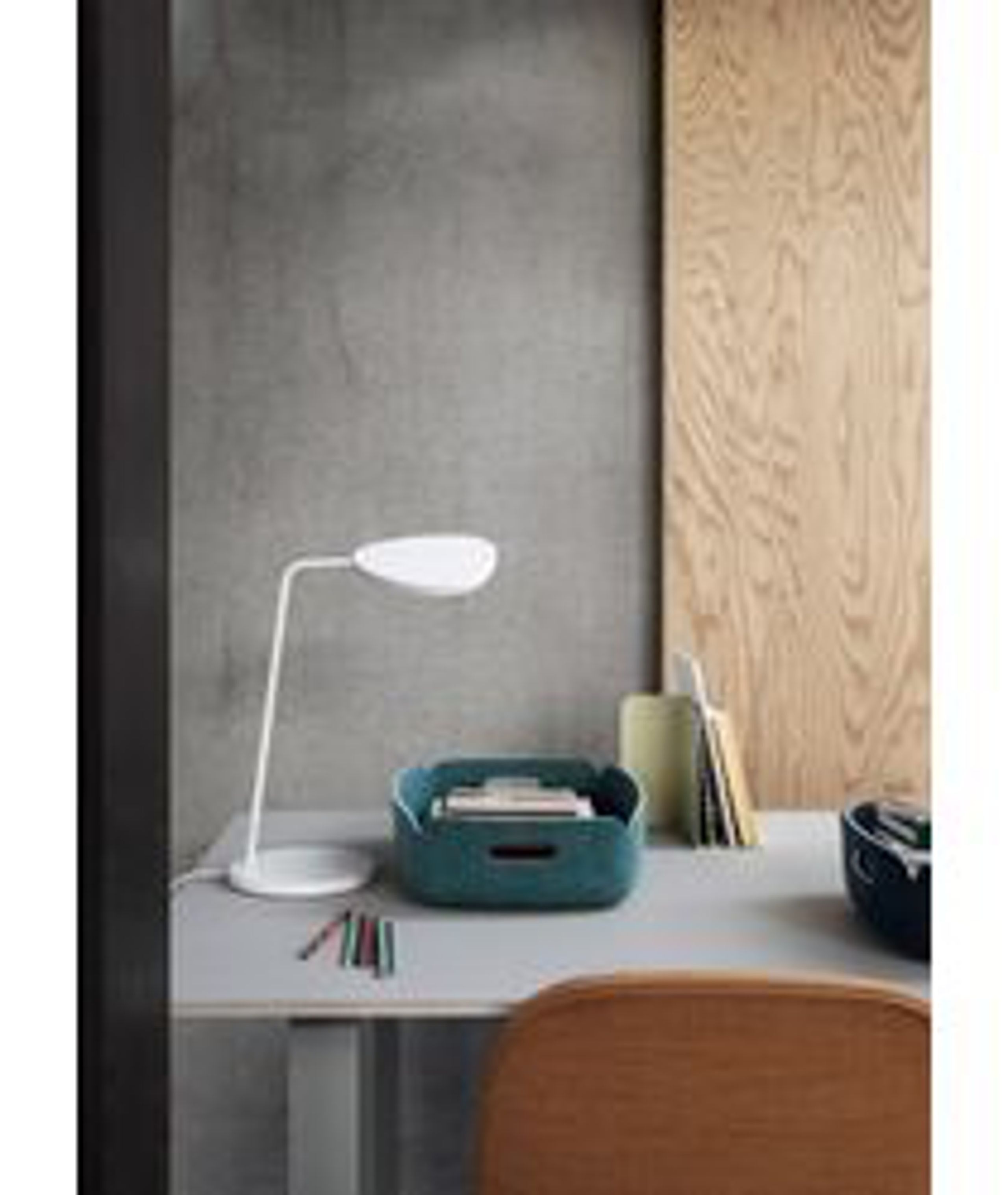 Muuto - Lampe - Leaf Bordlampe - Sort