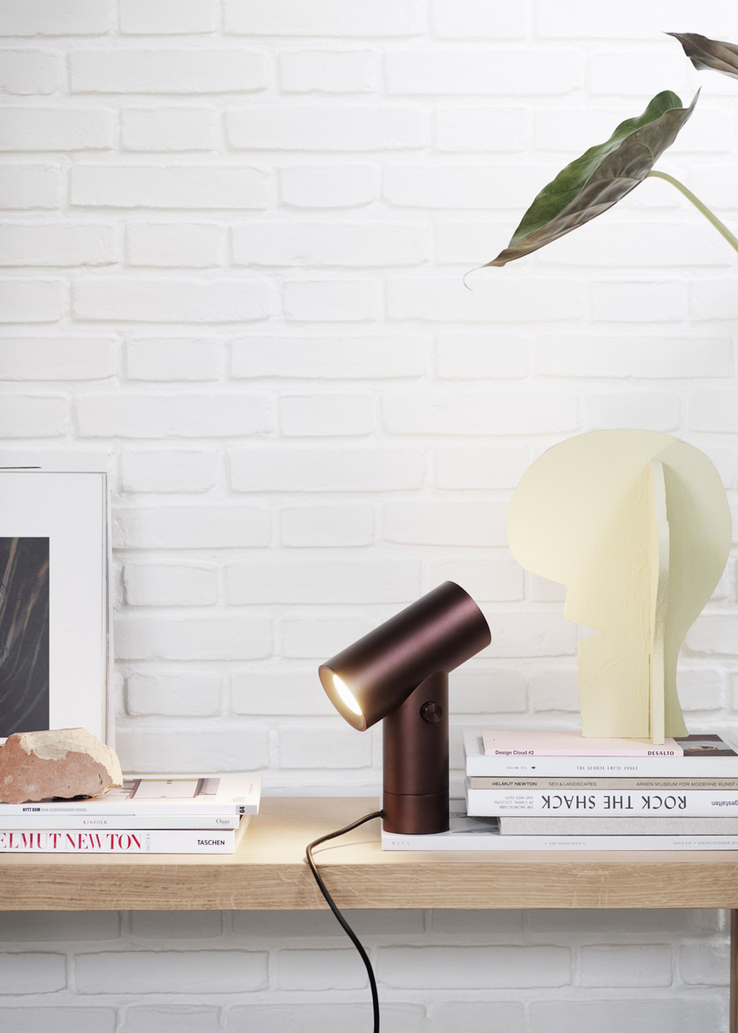 Muuto - Lamp - Beam Lamp - Umber