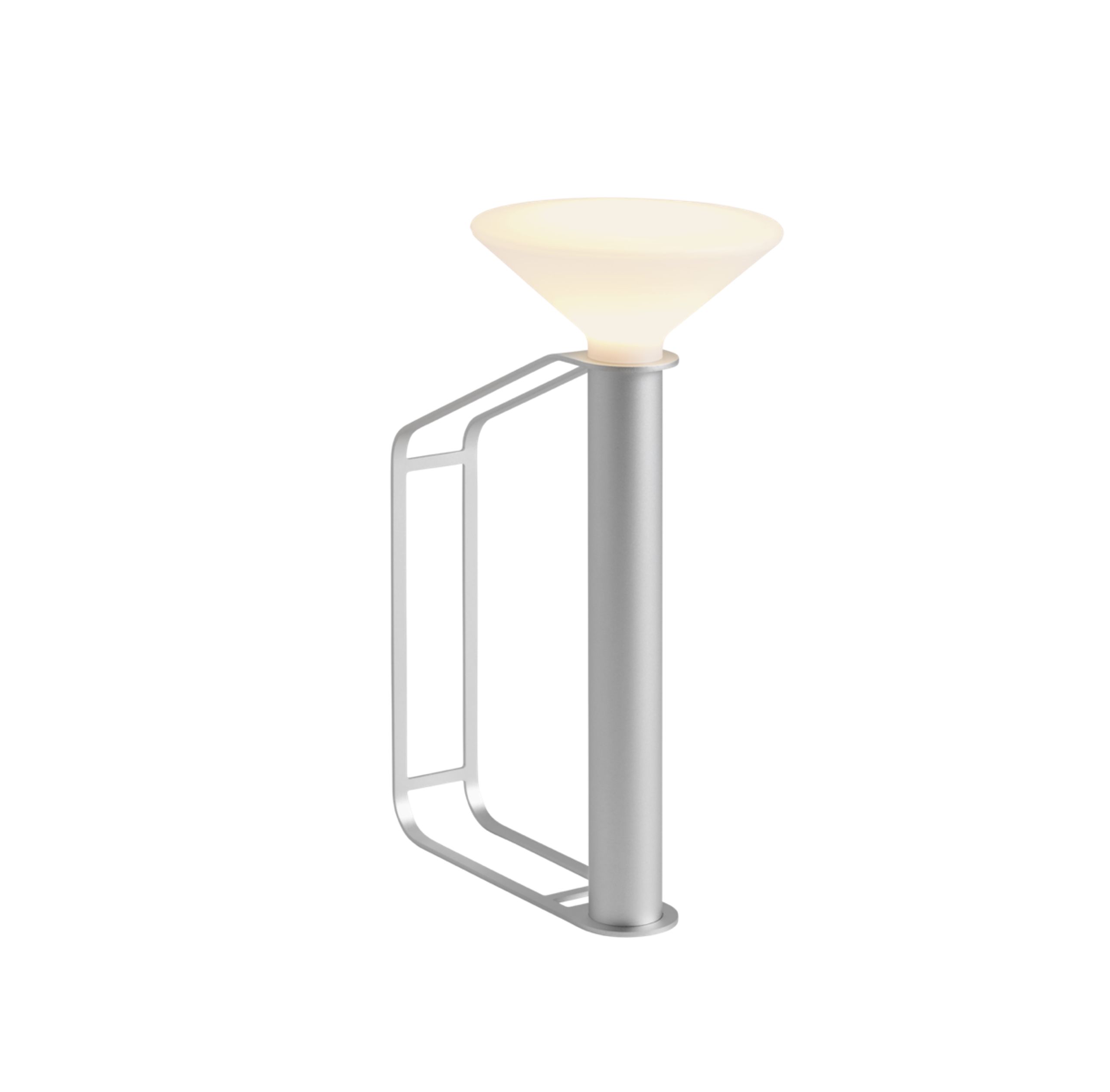 Muuto - Lamp - Piton Portable Lamp - Aluminium