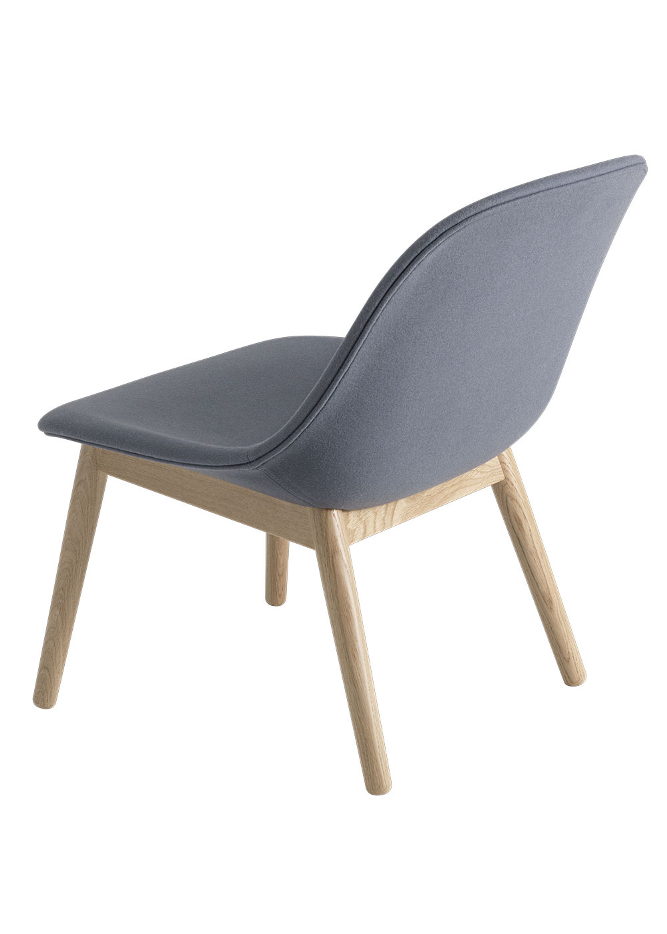 Muuto - Lounge stol - Fiber Lounge Chair - Wood Base - Divina 154/Oak