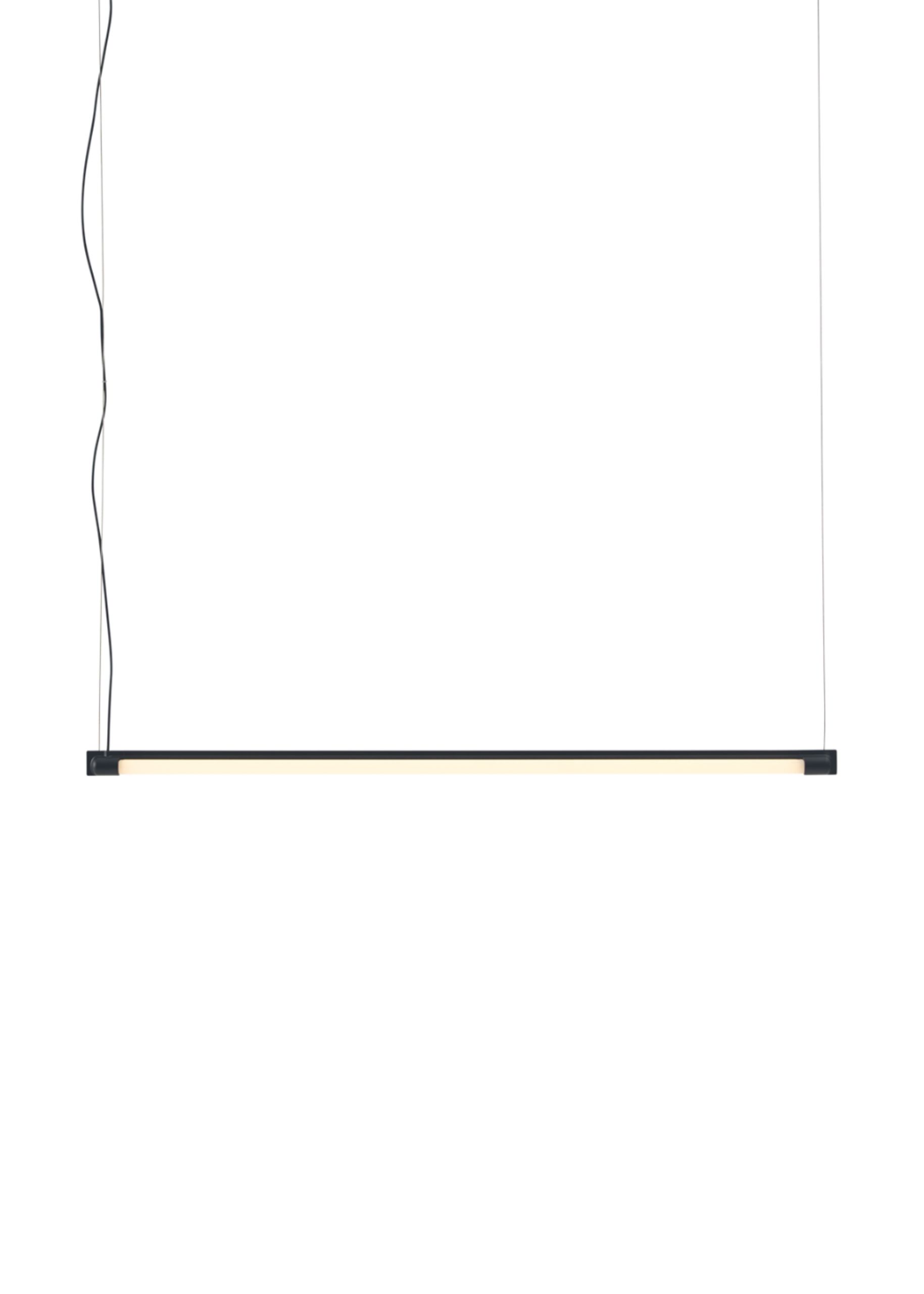 Muuto - Pendule - Fine Suspension Lamp - Black