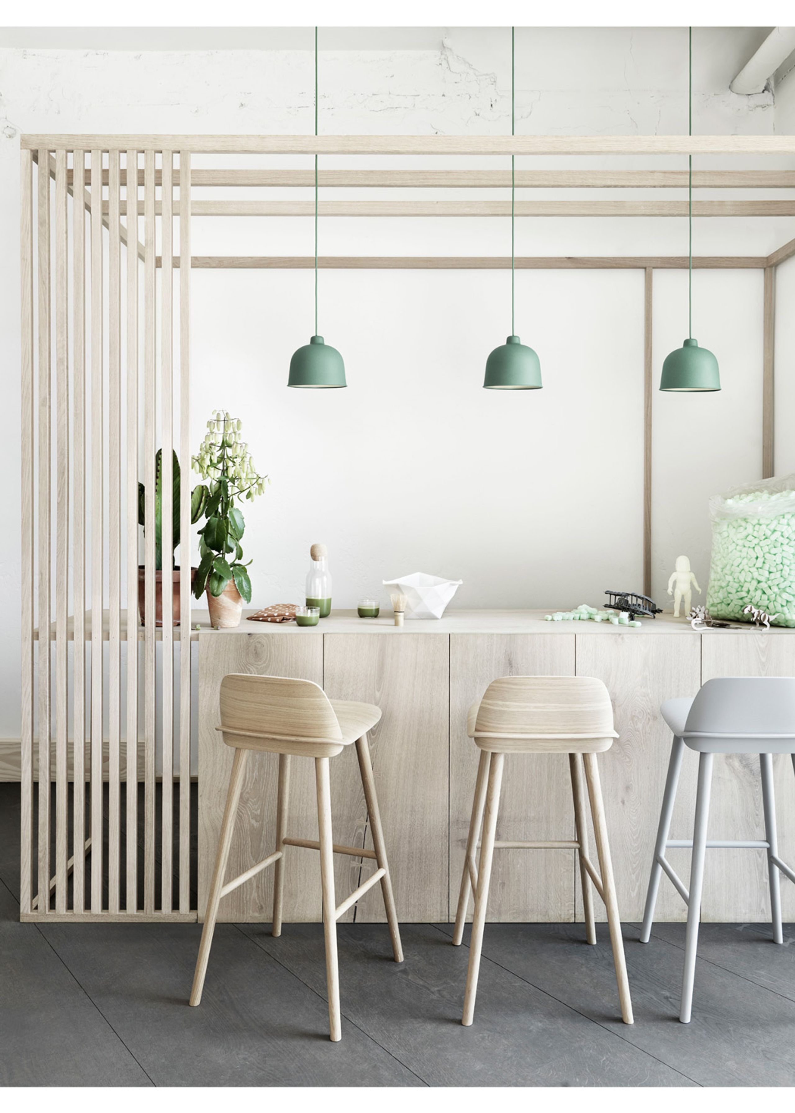 Muuto - Pendants - GRAIN - Dusty Green