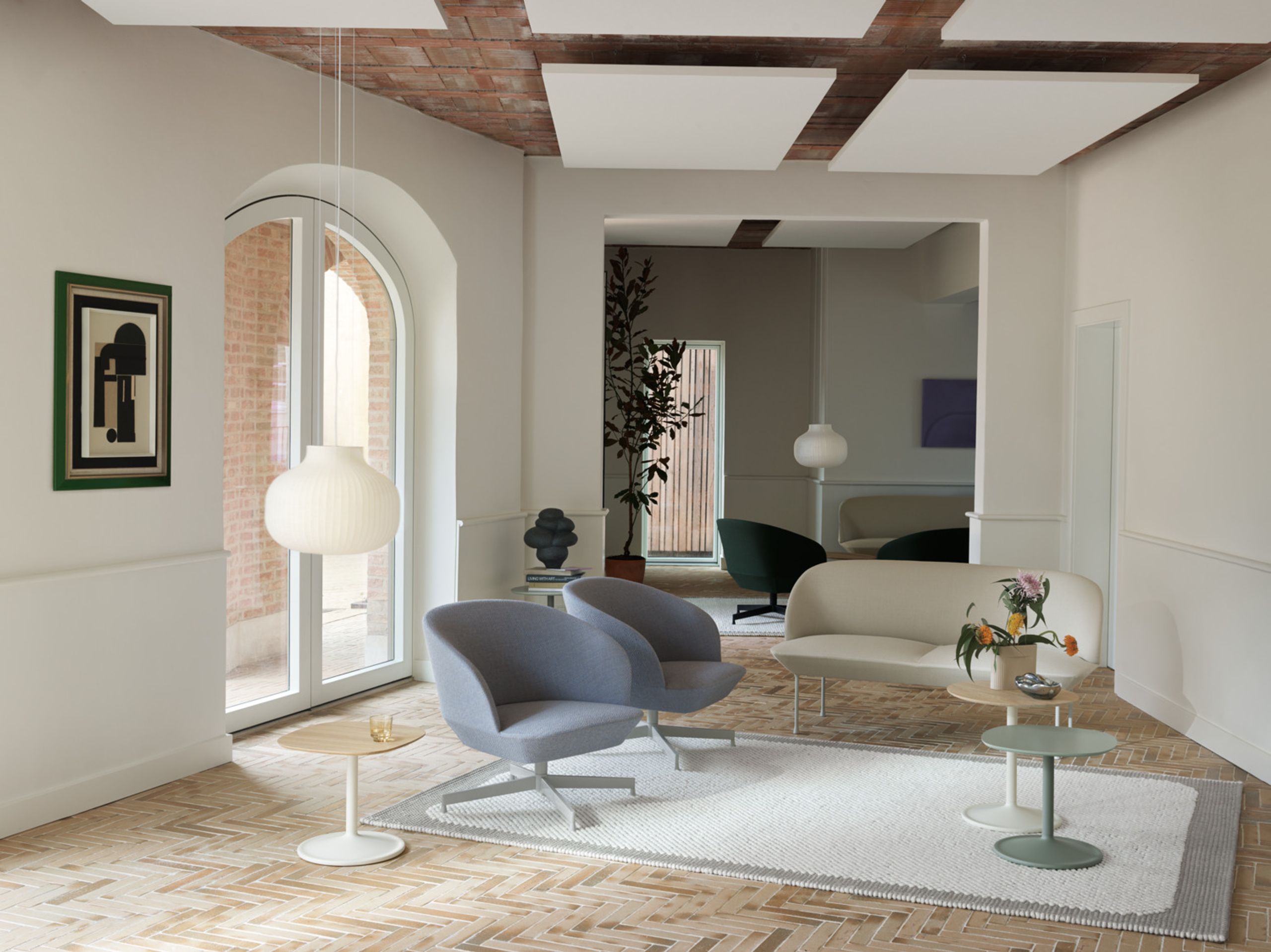 Muuto - Pendler - Strand Pendant Lamp - Lukket Ø45 / White