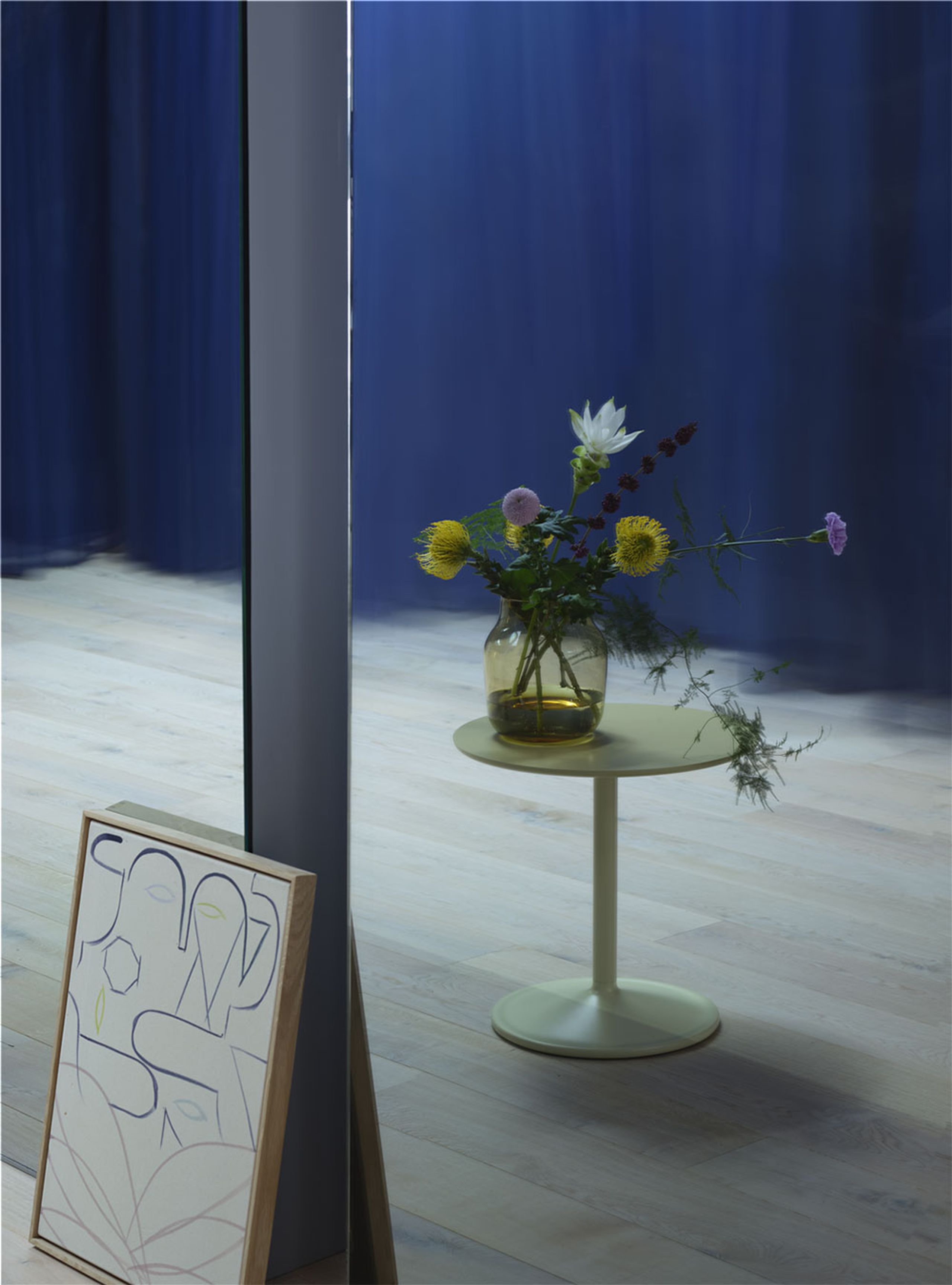 Muuto - Sidobord - Soft Side Table - Dusty Green Laminate / Dusty Green