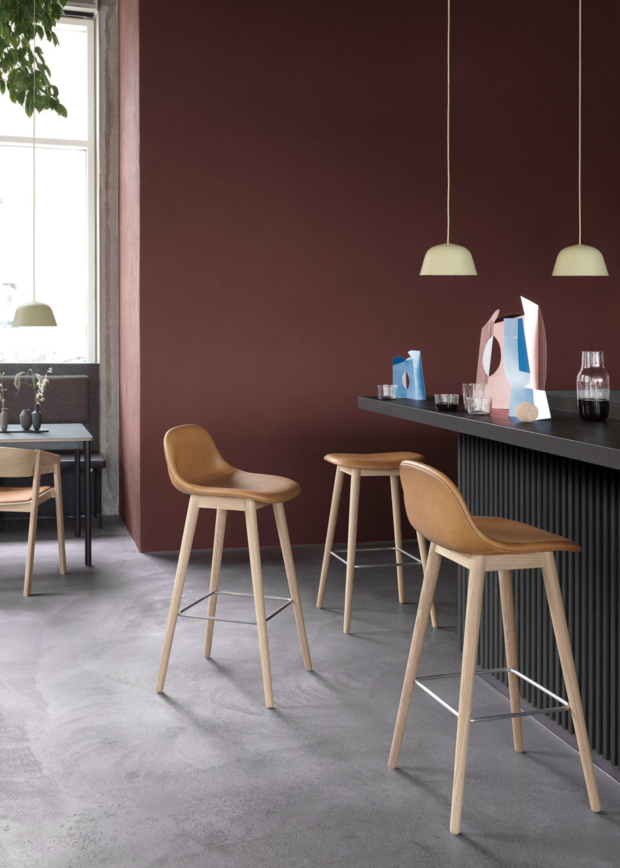 Muuto - Stool - Fiber Bar Stool - Wood Base - Grey/Grey Base