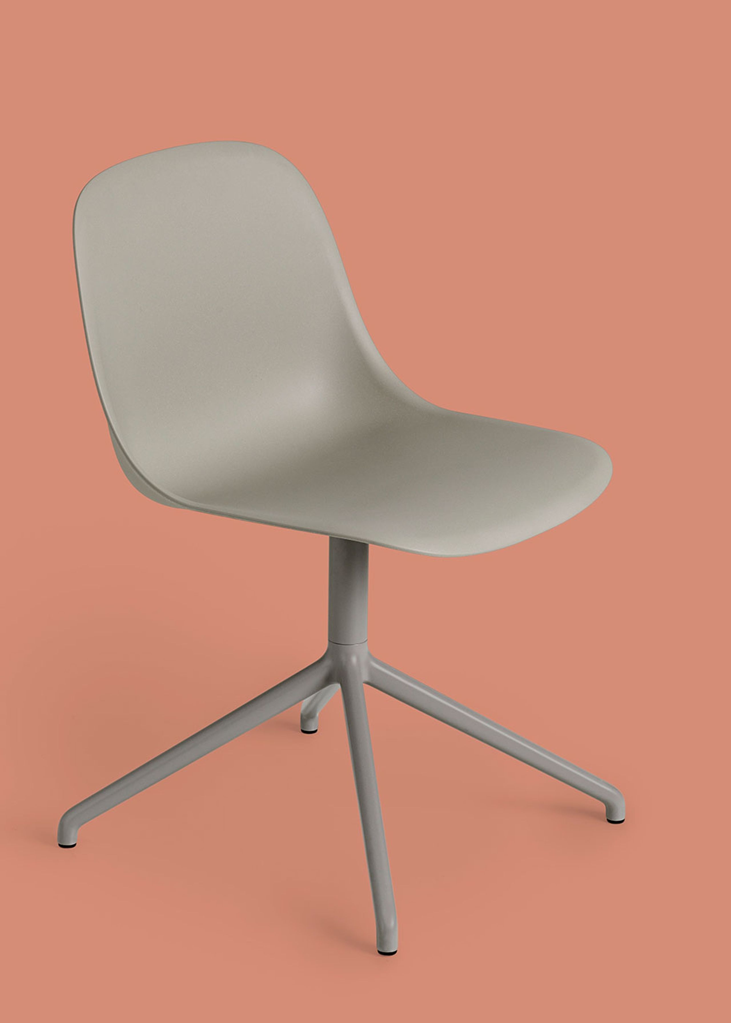 Muuto - Spisebordsstol - Fiber Side Chair - Swivel Base w/o Return - Grey/Grey