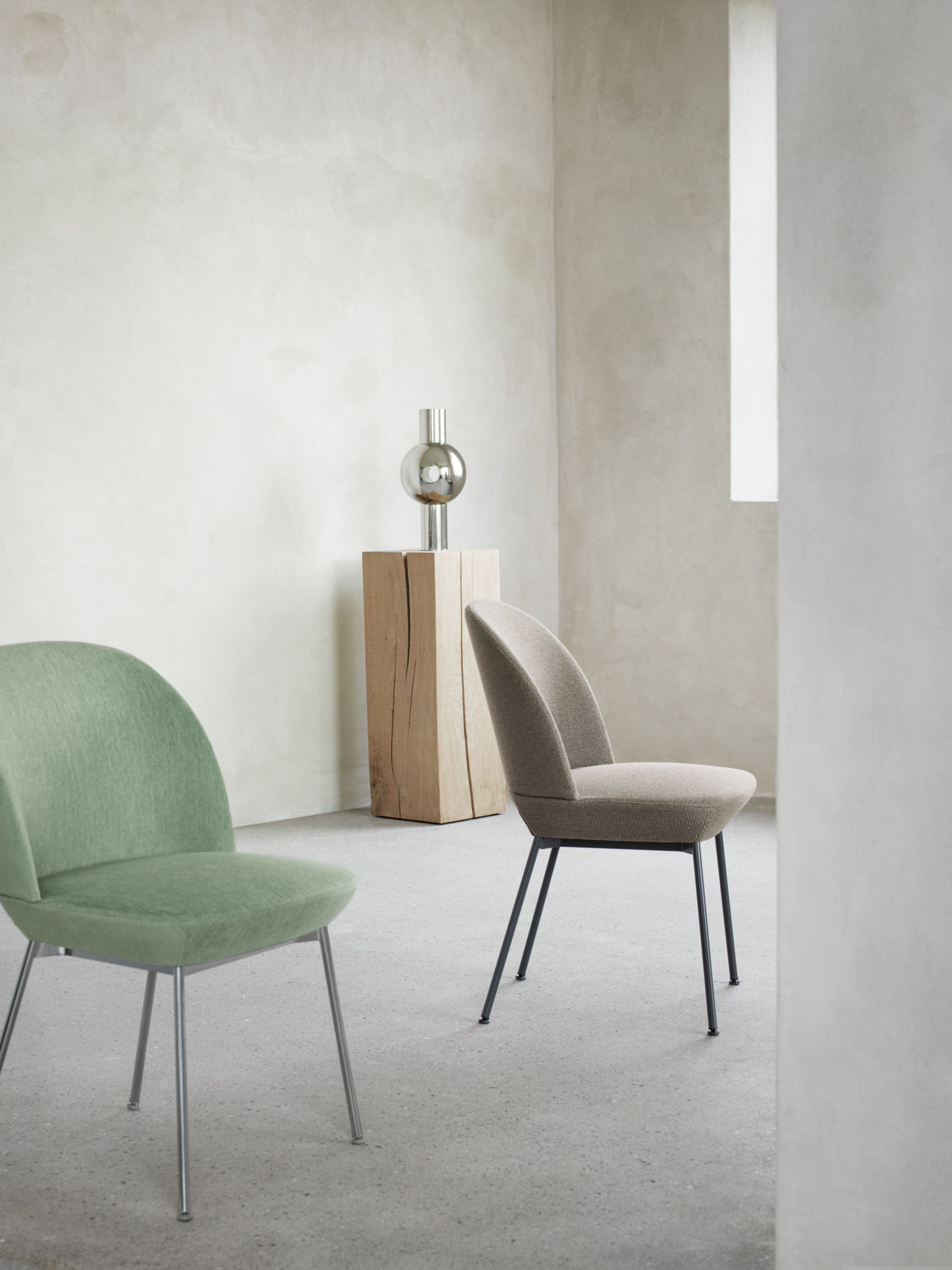 Muuto - Dining chair - Oslo Side Chair - Twill Weave 990 / Crome