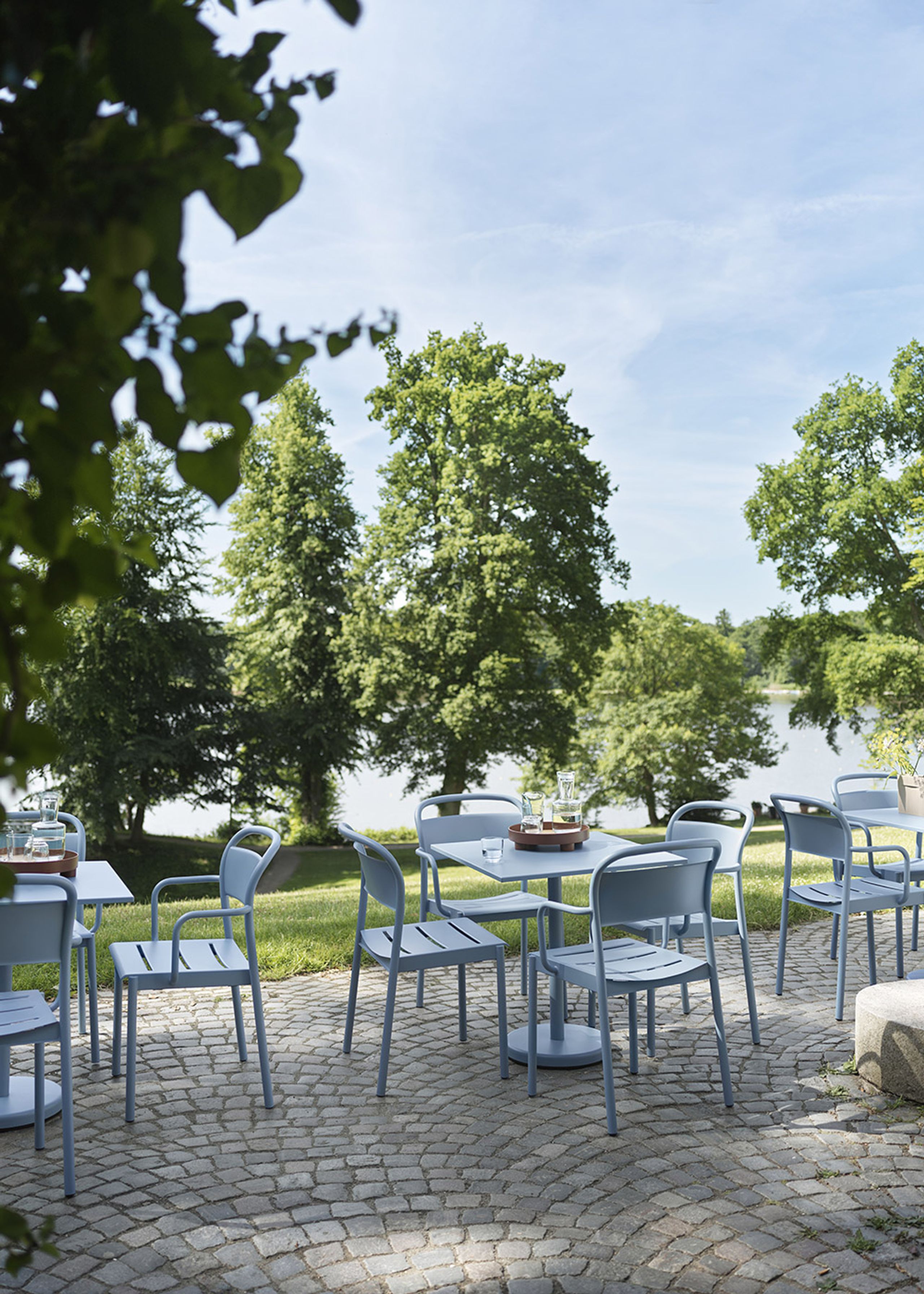 Muuto - Chaise - Linear Steel Armchair - Black