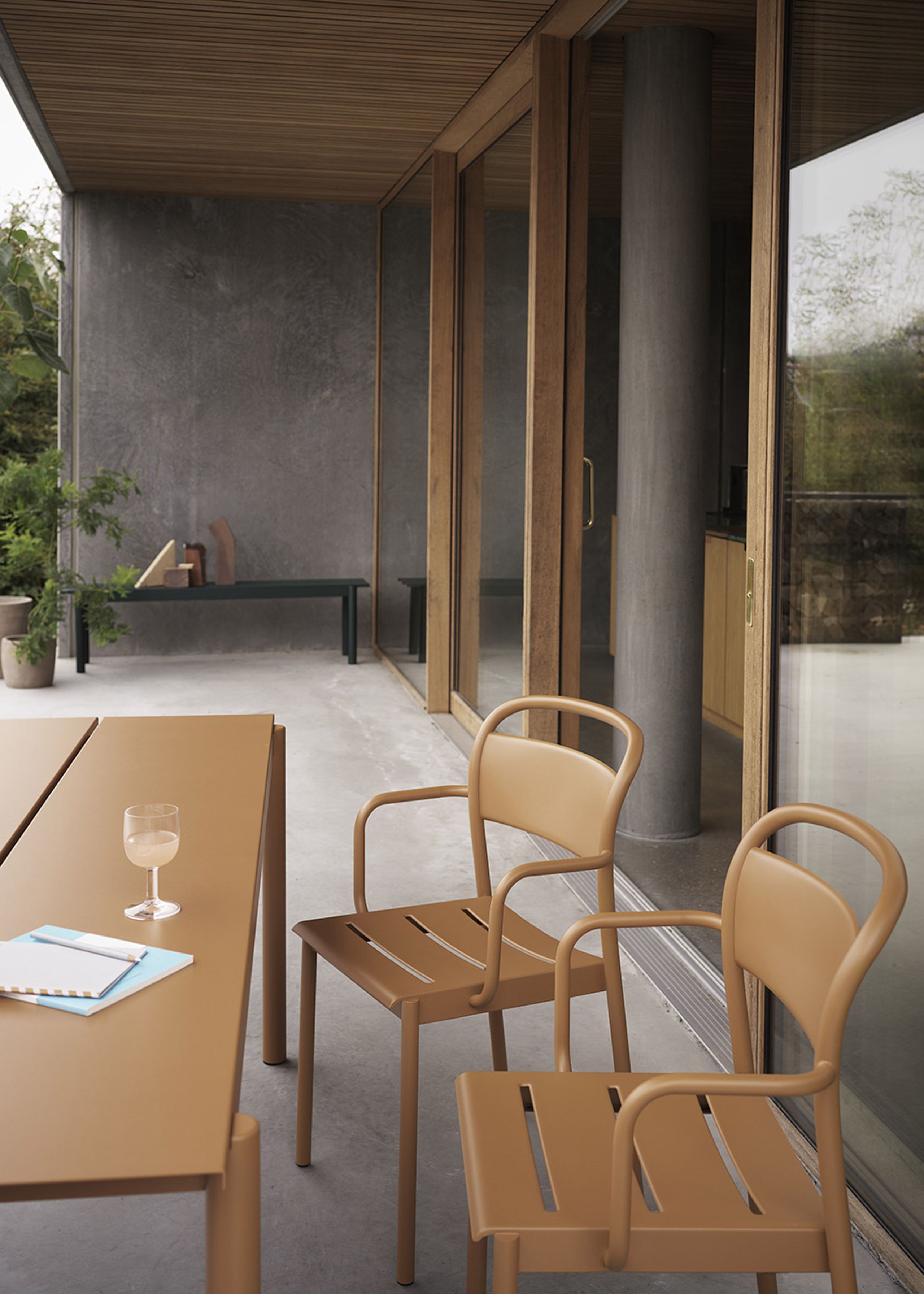 Muuto - Chaise - Linear Steel Armchair - Dark Green