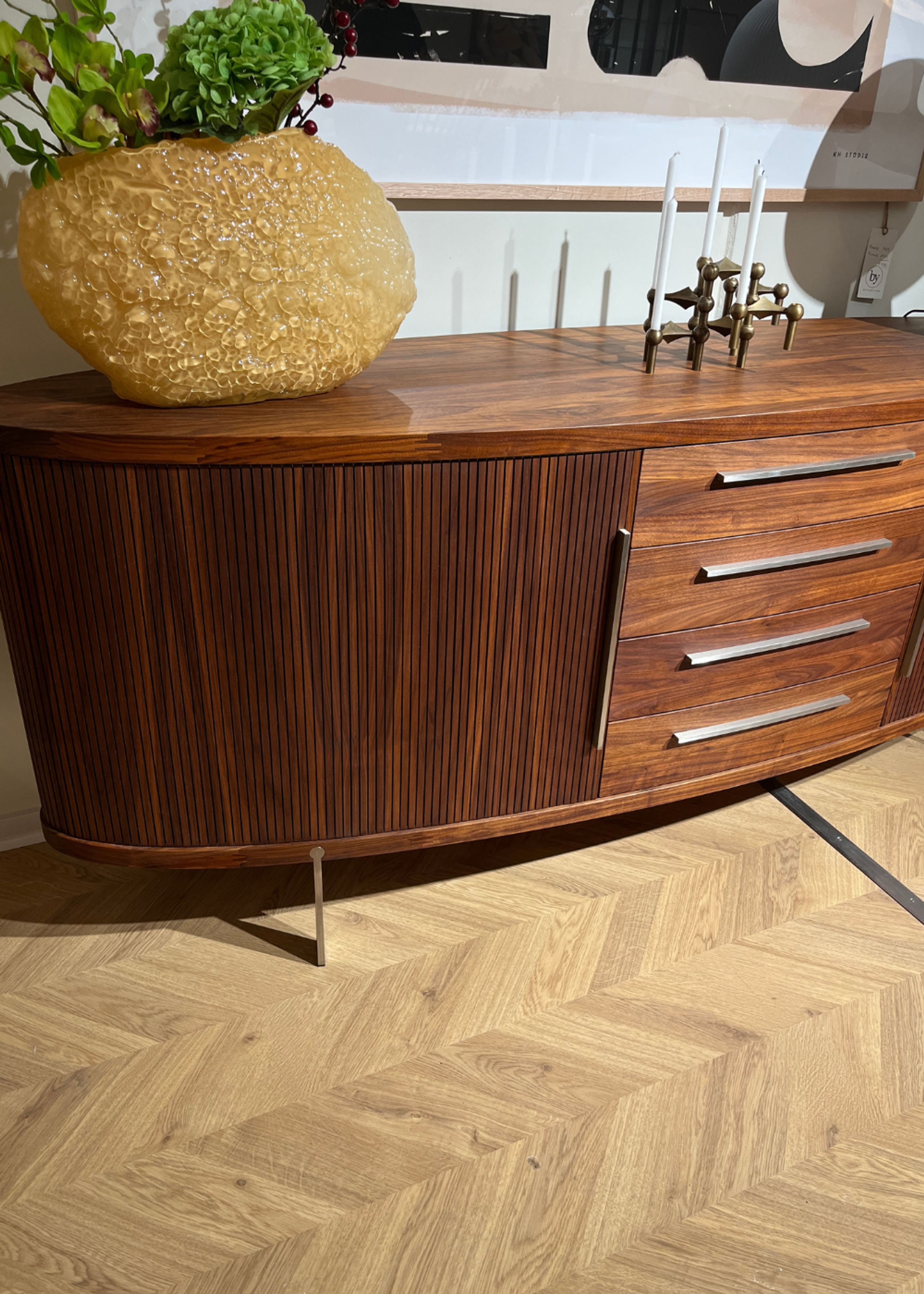 Naver Collection - Sideboard - Oval sideboard / AK1300 by Nissen & Gehl - Oiled walnut - Showroom Model