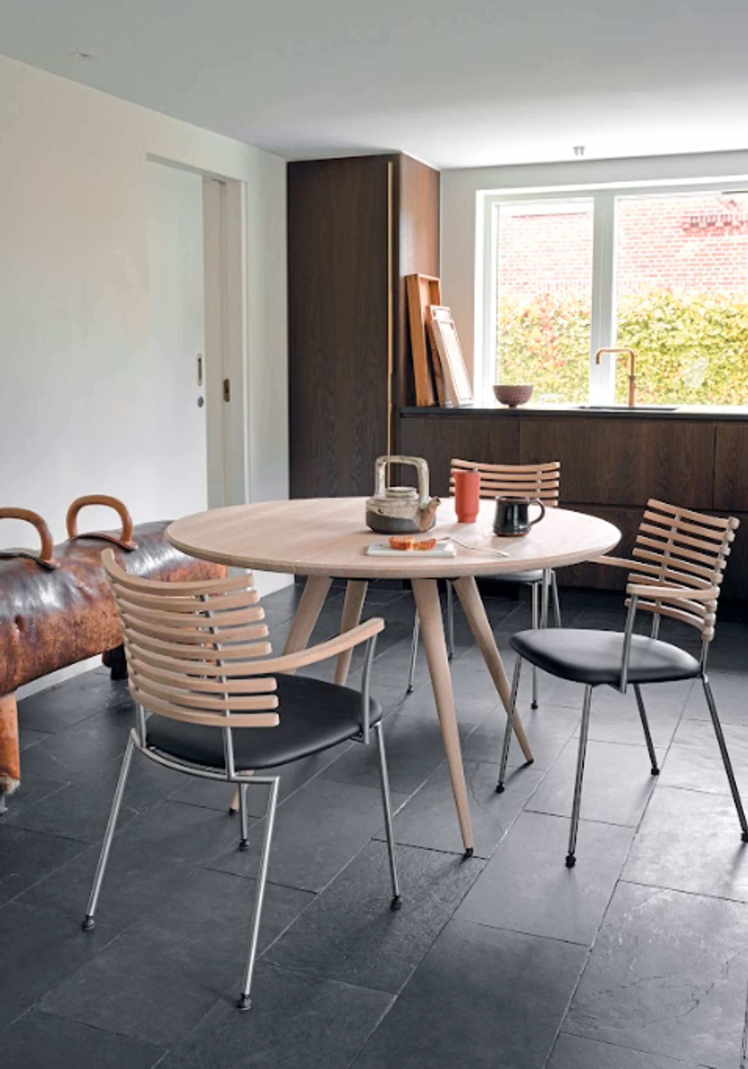 Naver Collection - Eettafel - Oval Table / GM3942 by Nissen & Gehl - Oiled Oak with steel base