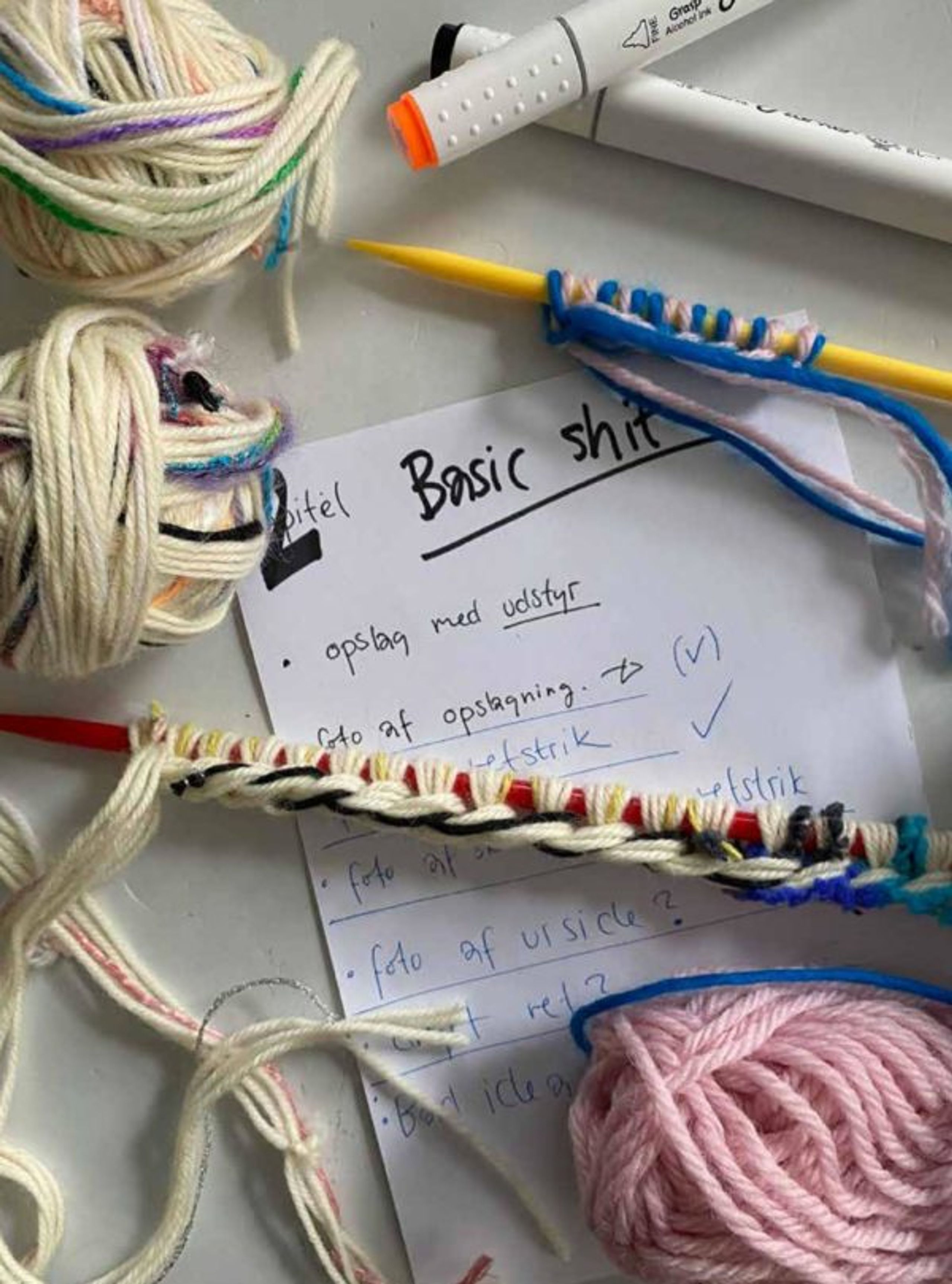 New Mags - Książki - Lærke Bagger strik - Pink