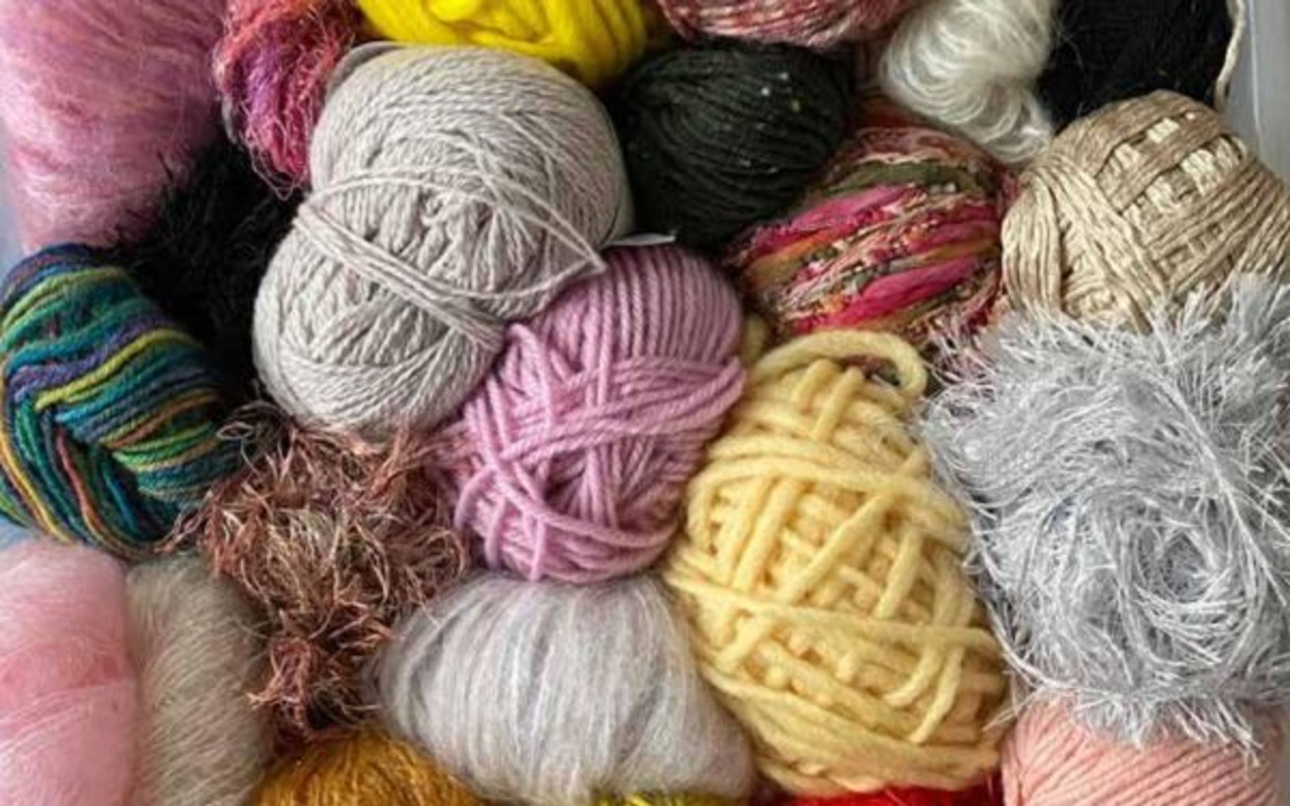 New Mags - Książki - Lærke Bagger strik - Pink