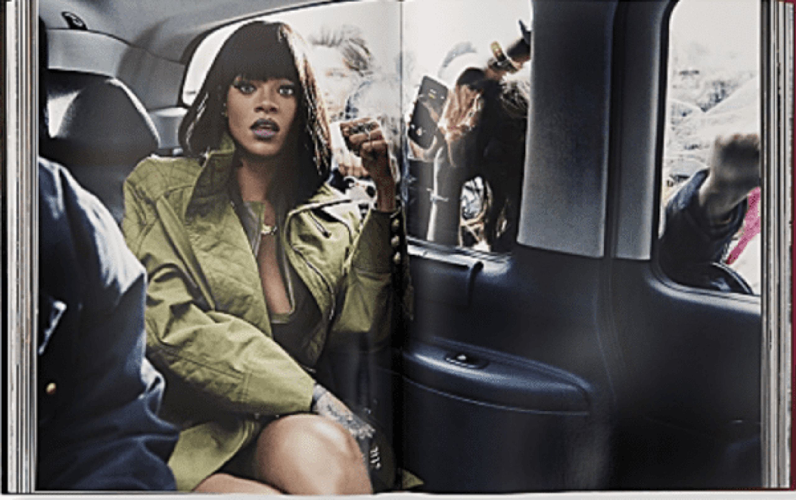 New Mags - Kniha - Rihanna - Phaidon - Stock sale