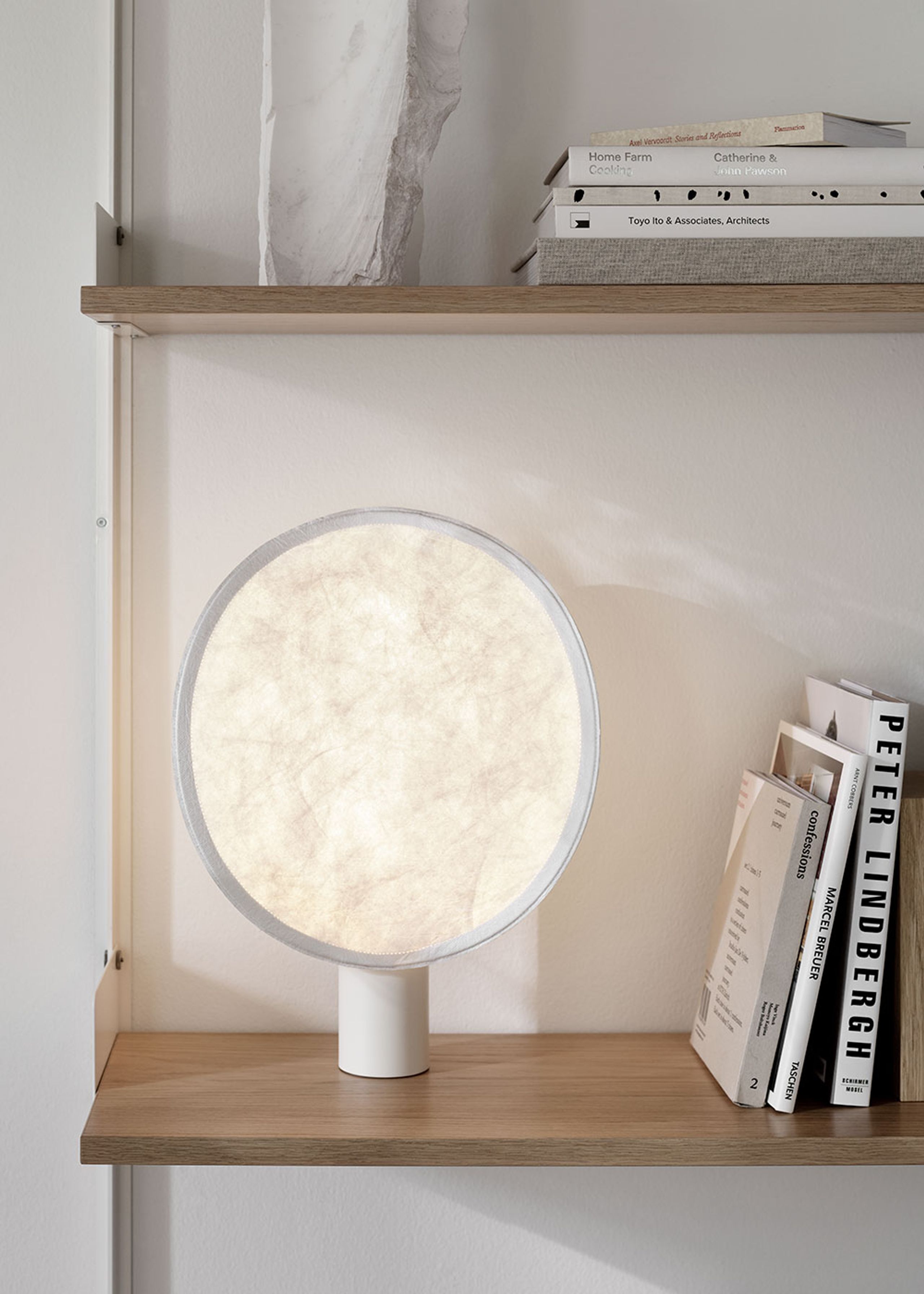 New Works - Lampa stołowa - Tense Portable Table Lamp - Black Base w. White Tyvek