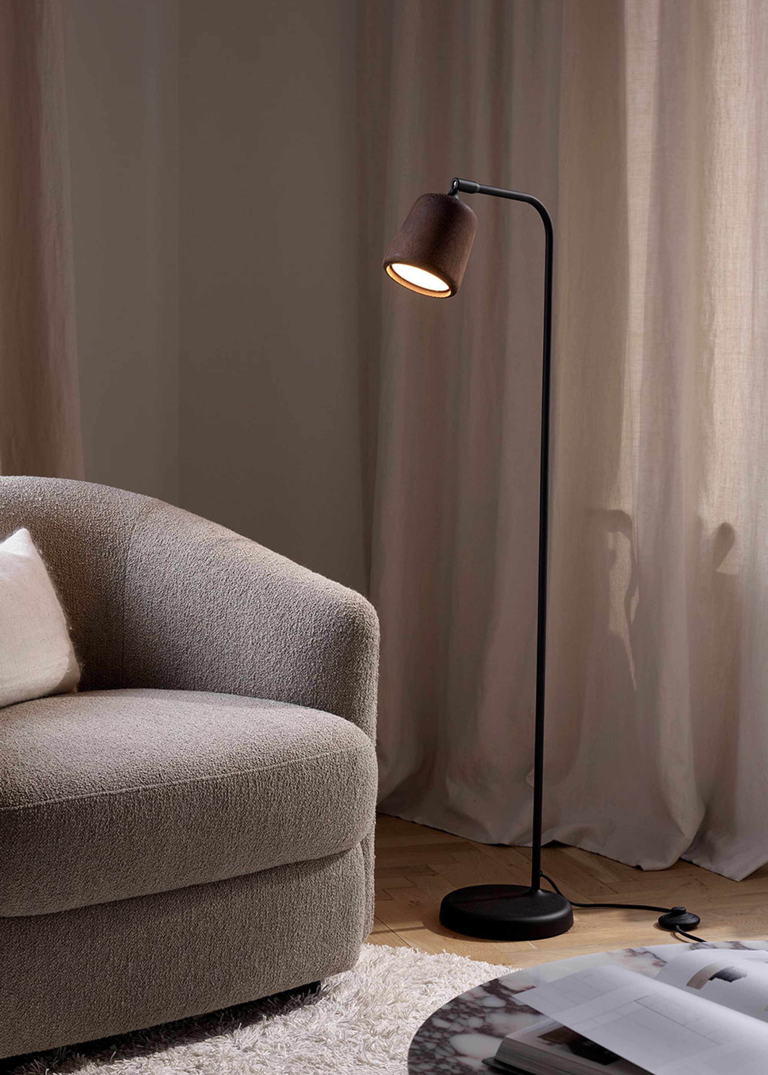 New Works - Stehlampe - Material Floor Lamp - White Marble