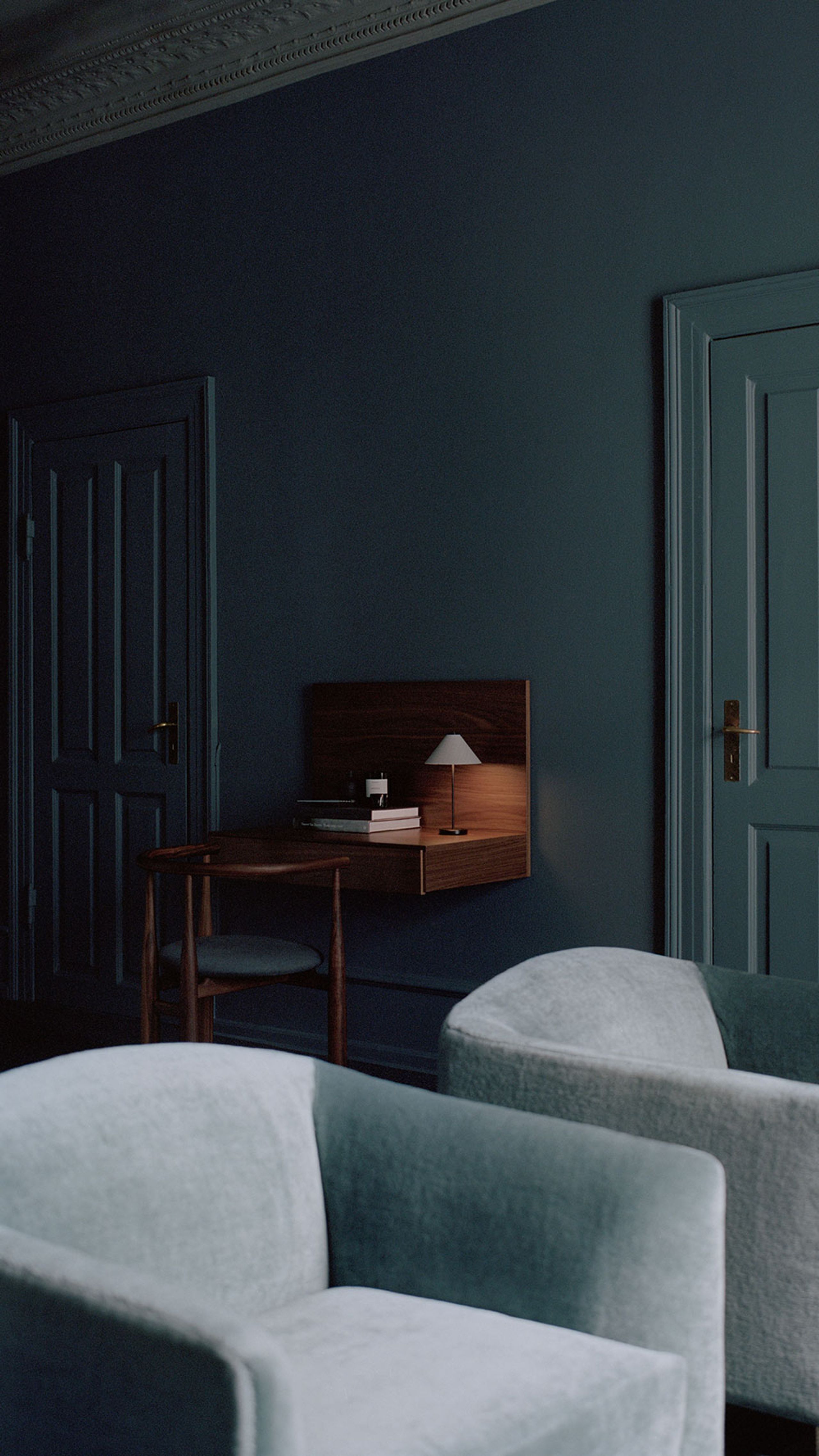 New Works - Półka - Tana Wall Mounted Desk - Walnut