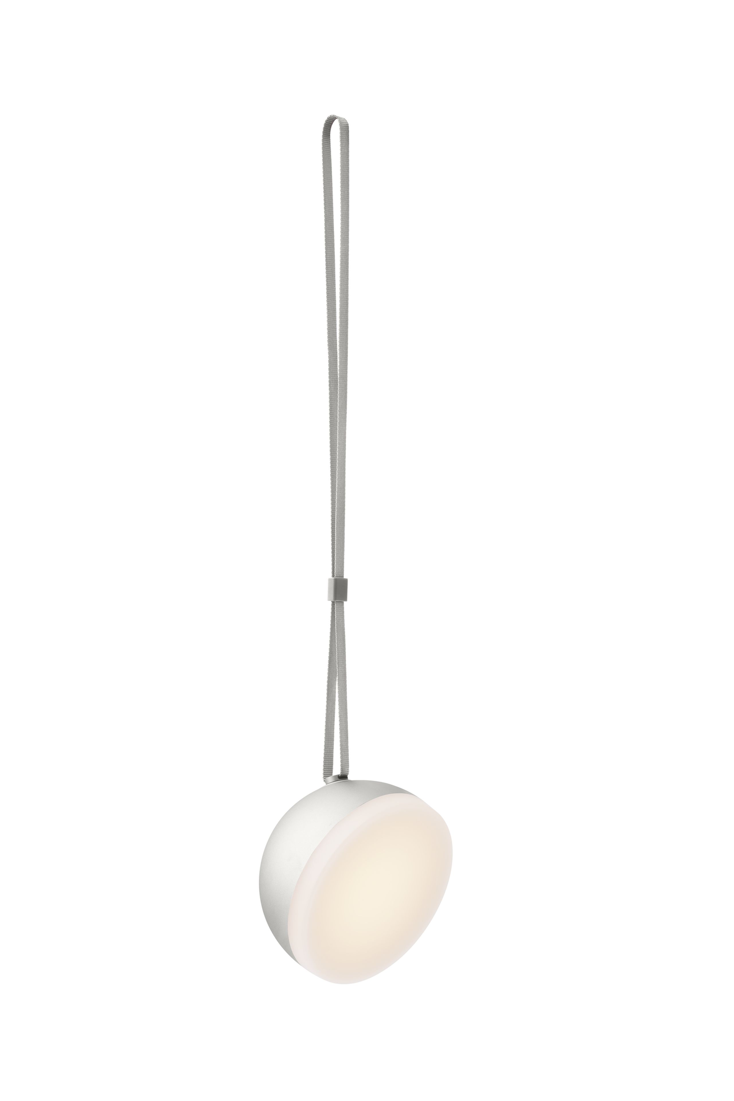 New Works - Lampe - Sphere Portable Lamp - Warm Grey