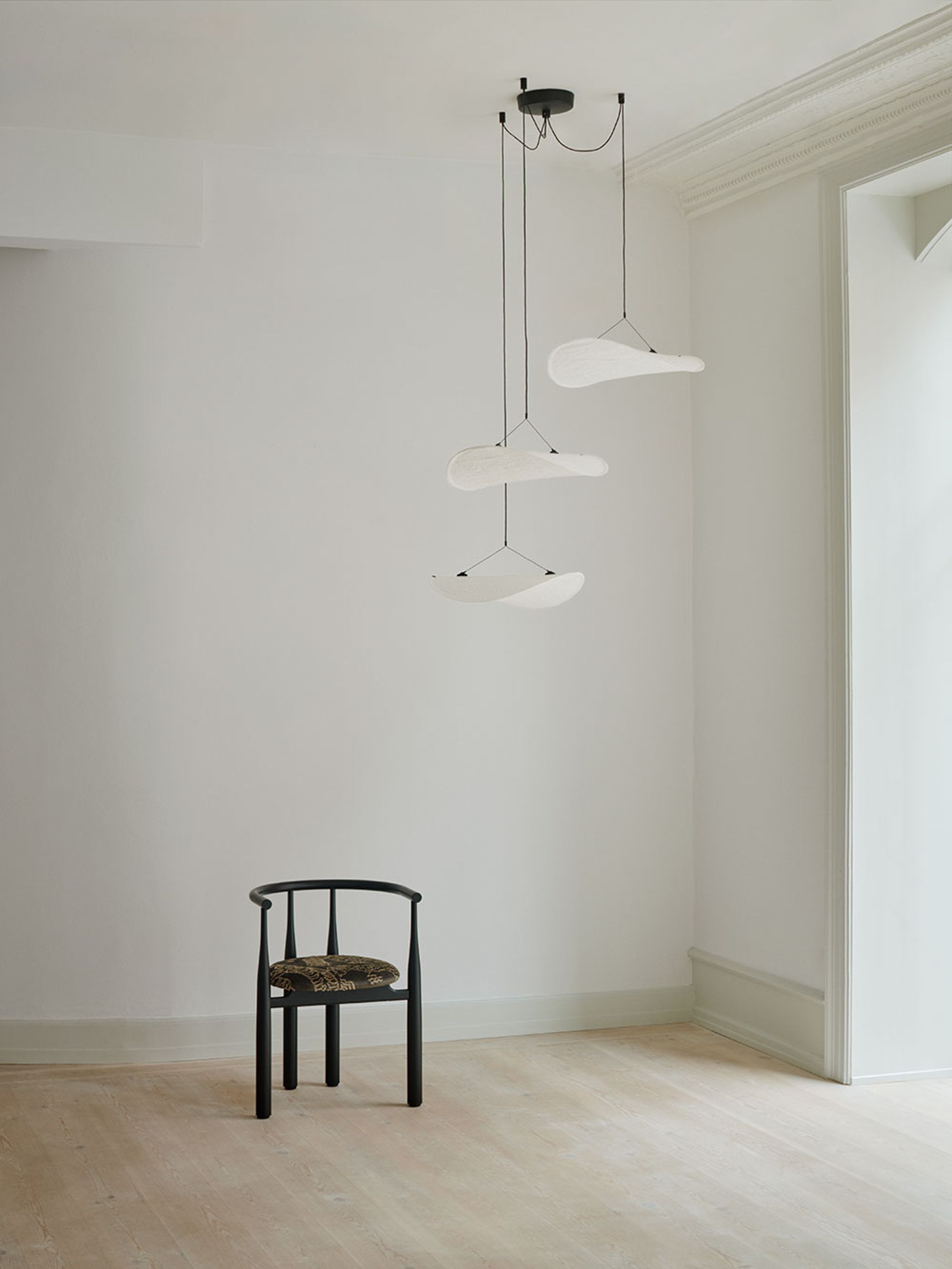 New Works - Pendant Lamp - Tense Chandelier - White