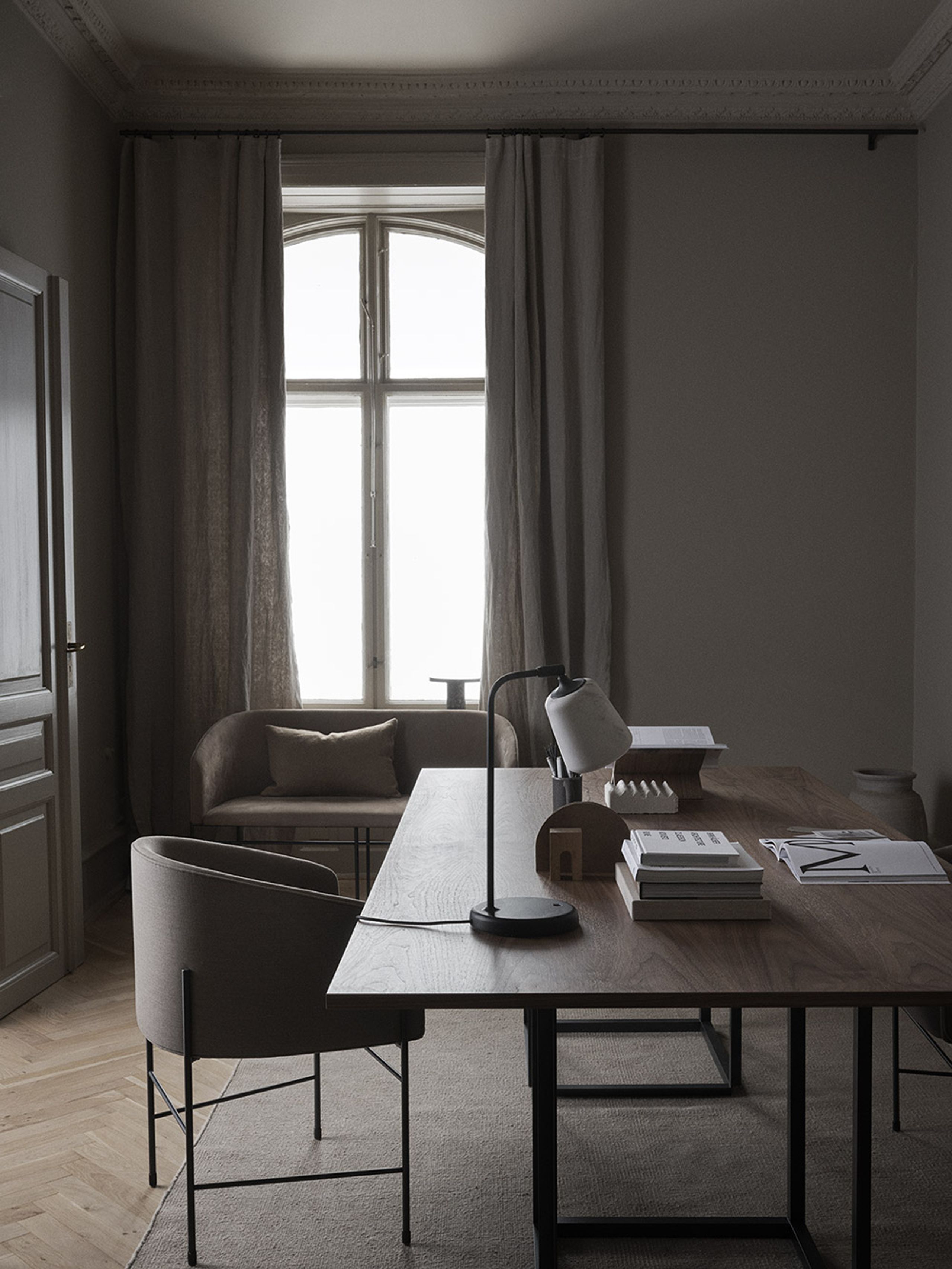 New Works - Dining Table - Florence Dining Table Rectangular - Smoked oak w. Black Frame