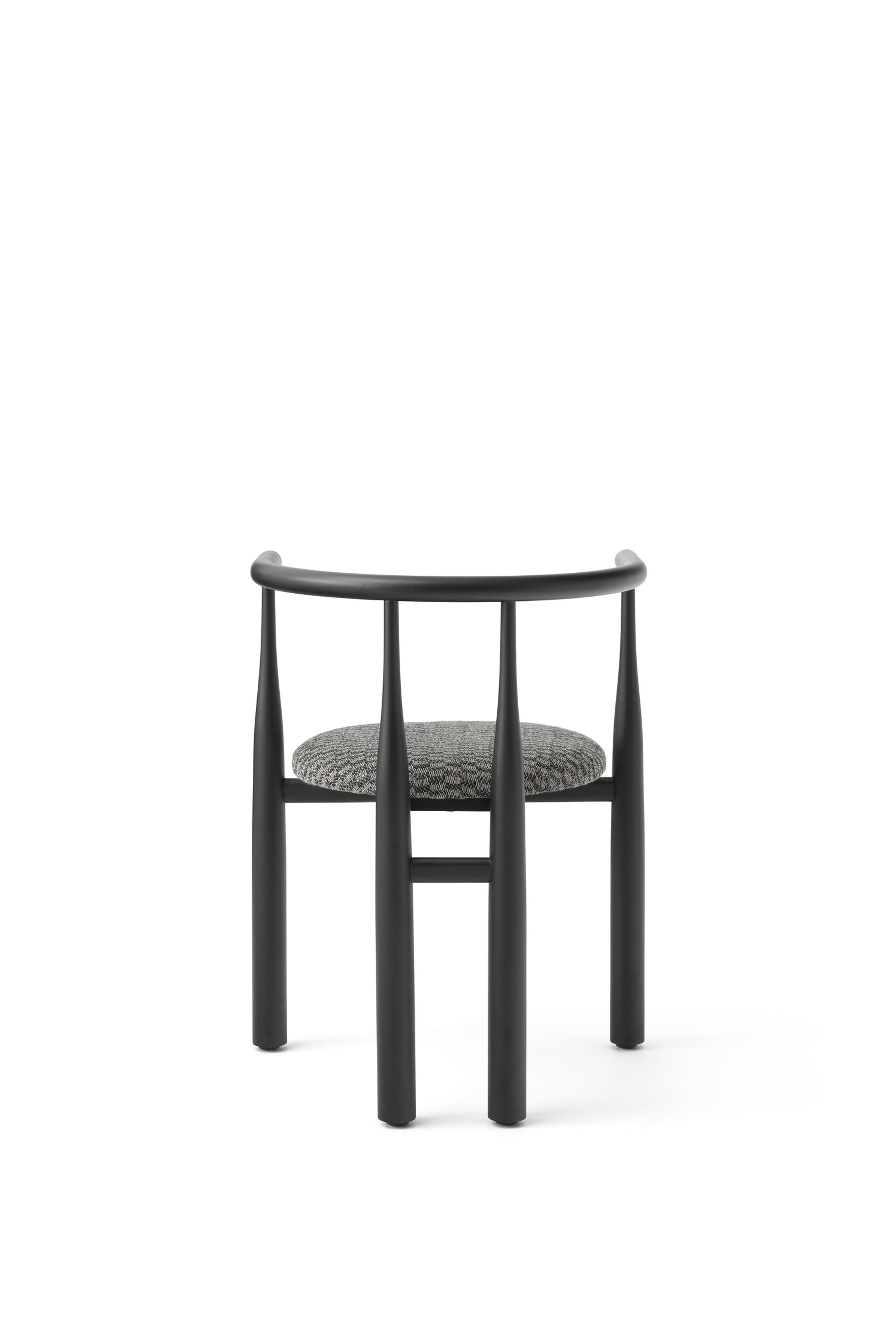 New Works - Dining chair - BUKOWSKI CHAIR - Black w. Élitis Pur Lin LI 419 80