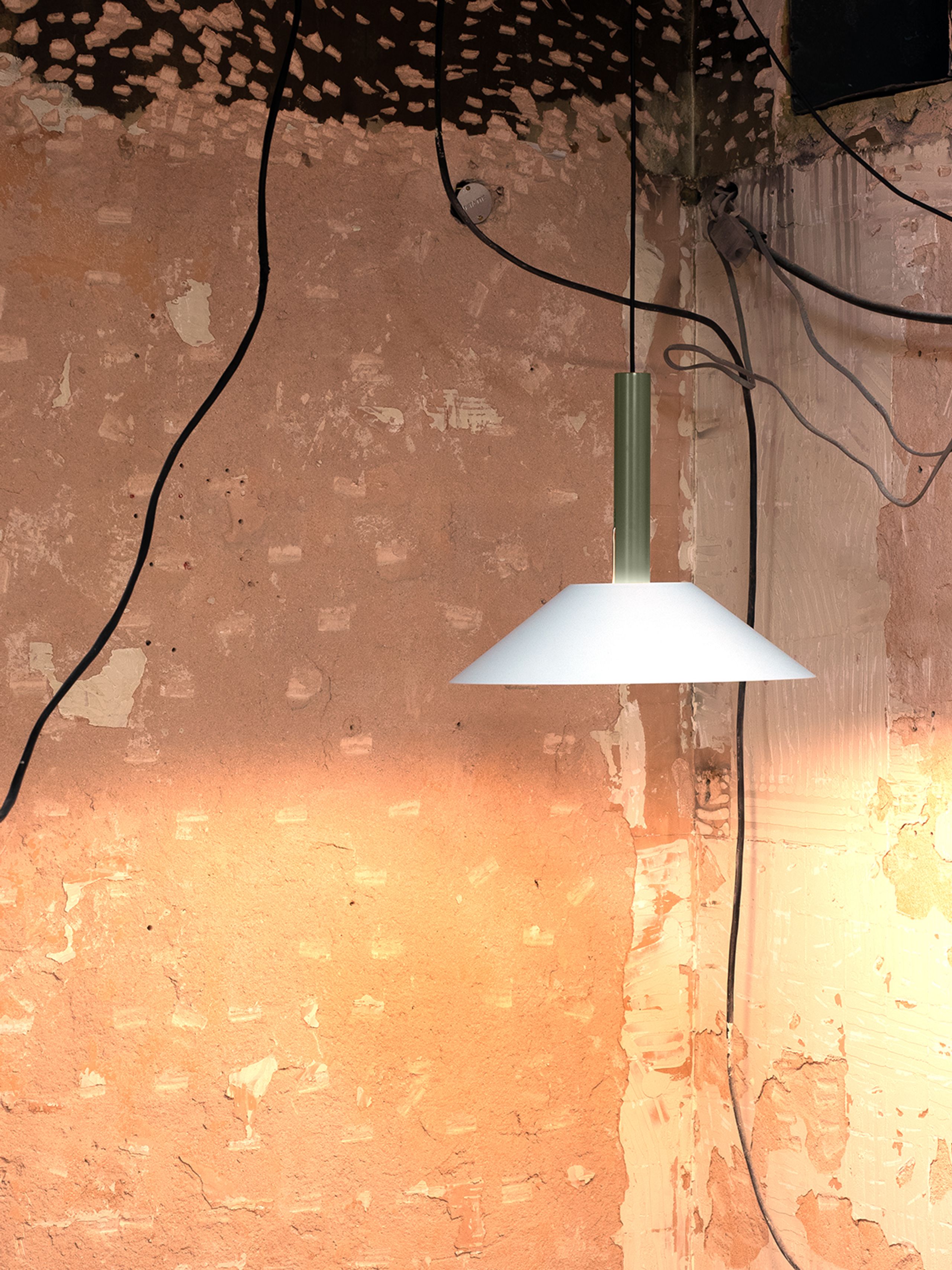 NINE - - Hook - Pendant Small - Green