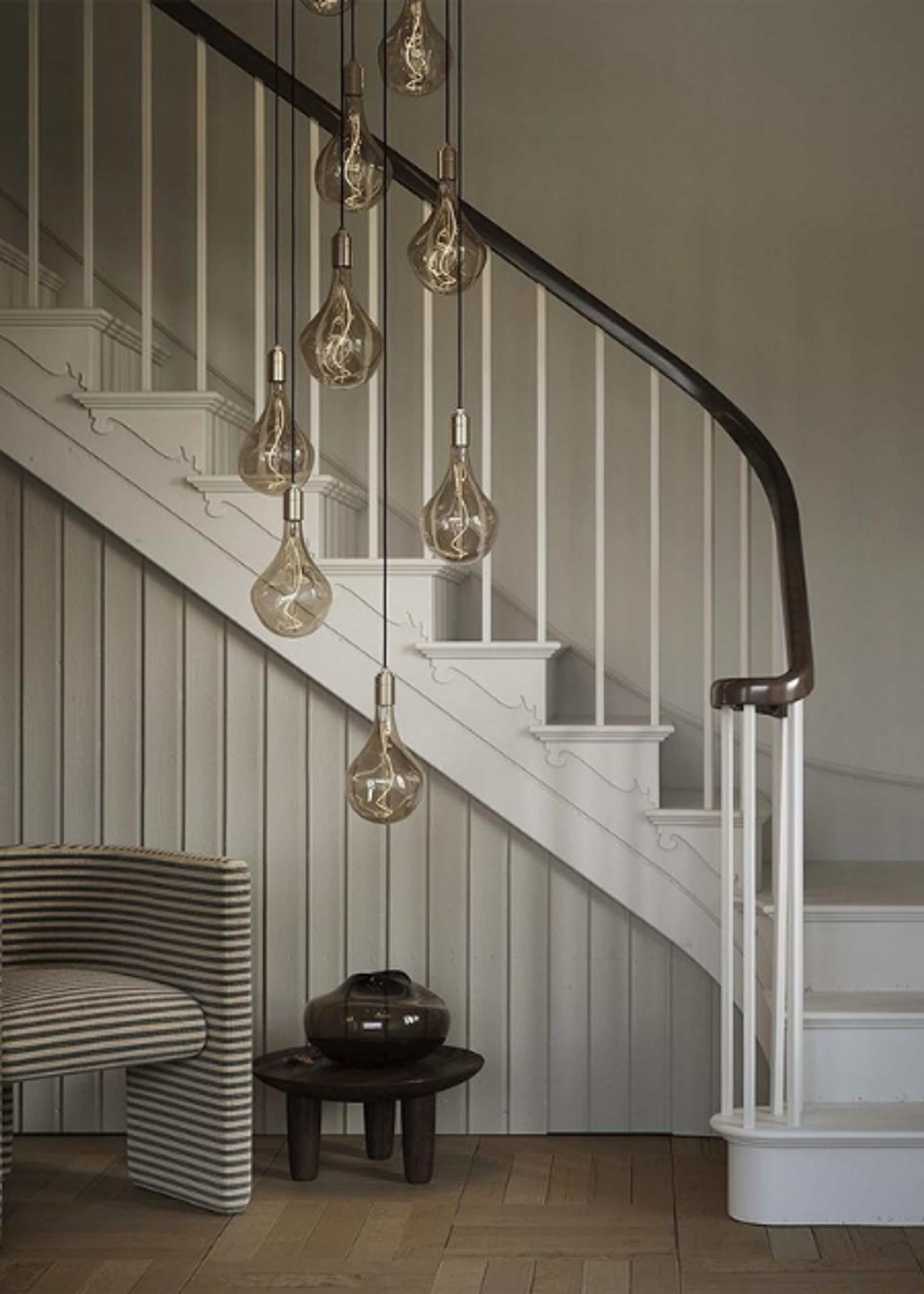 - - Nine Pendant / Large - Brass/White