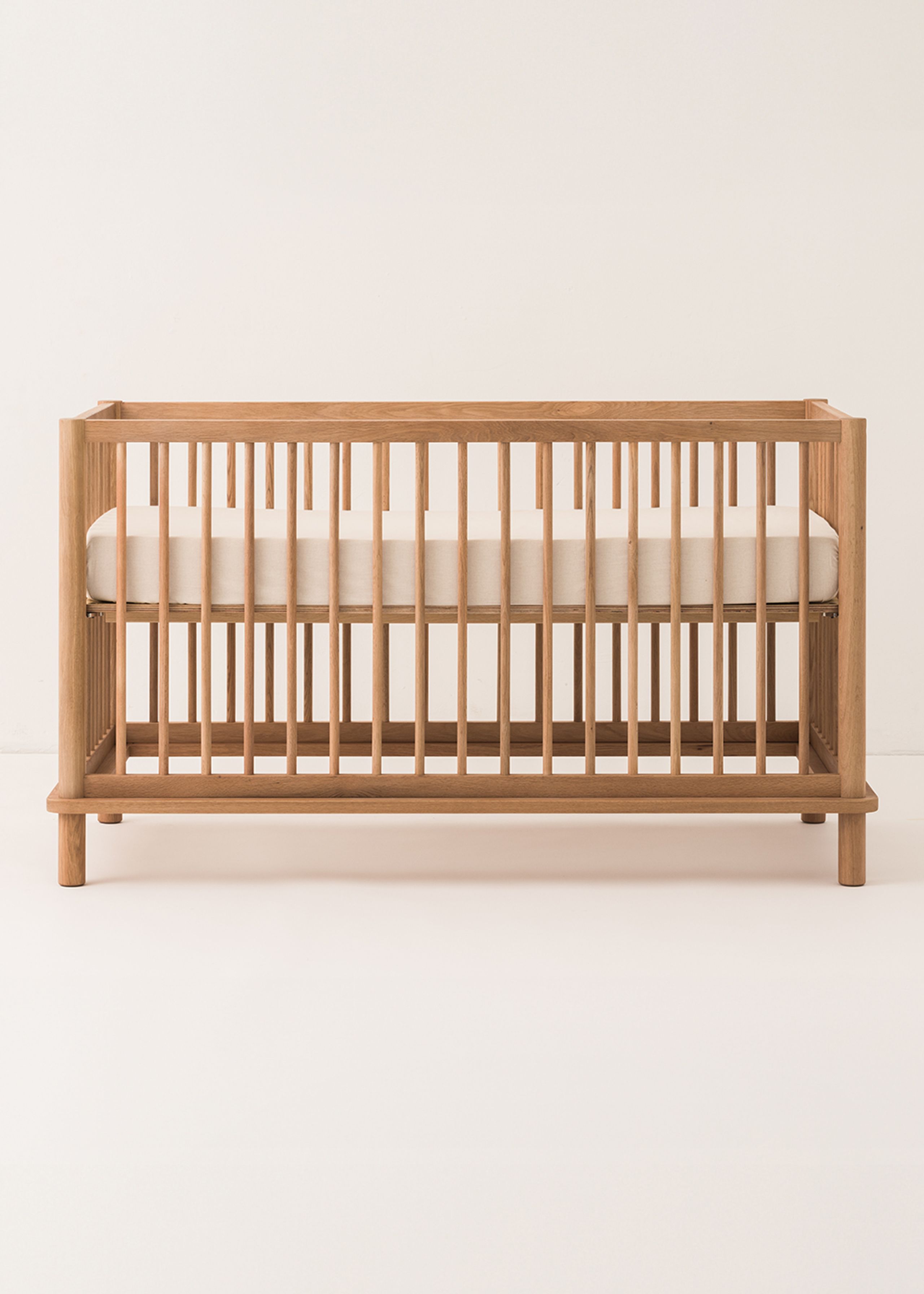 Nobodinoz - Crib - Latitude Evolving Crib - Solid Oak
