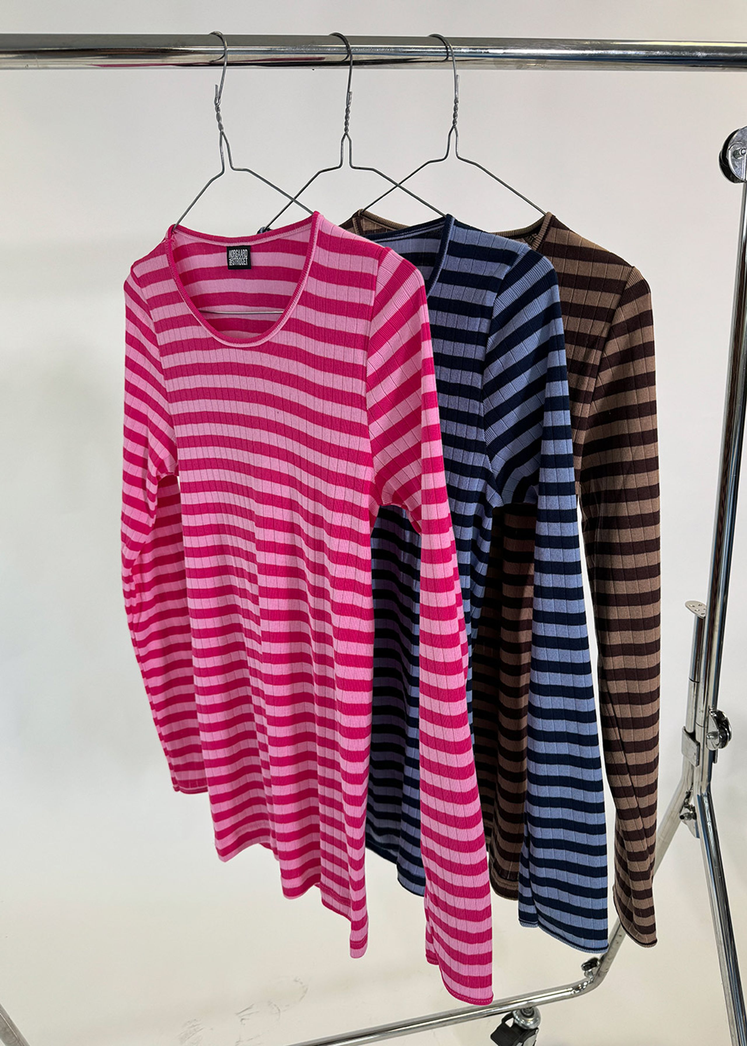 Nørgaard paa Strøget - Bluse - #101 Broadway T-shirt - Camel/Brown