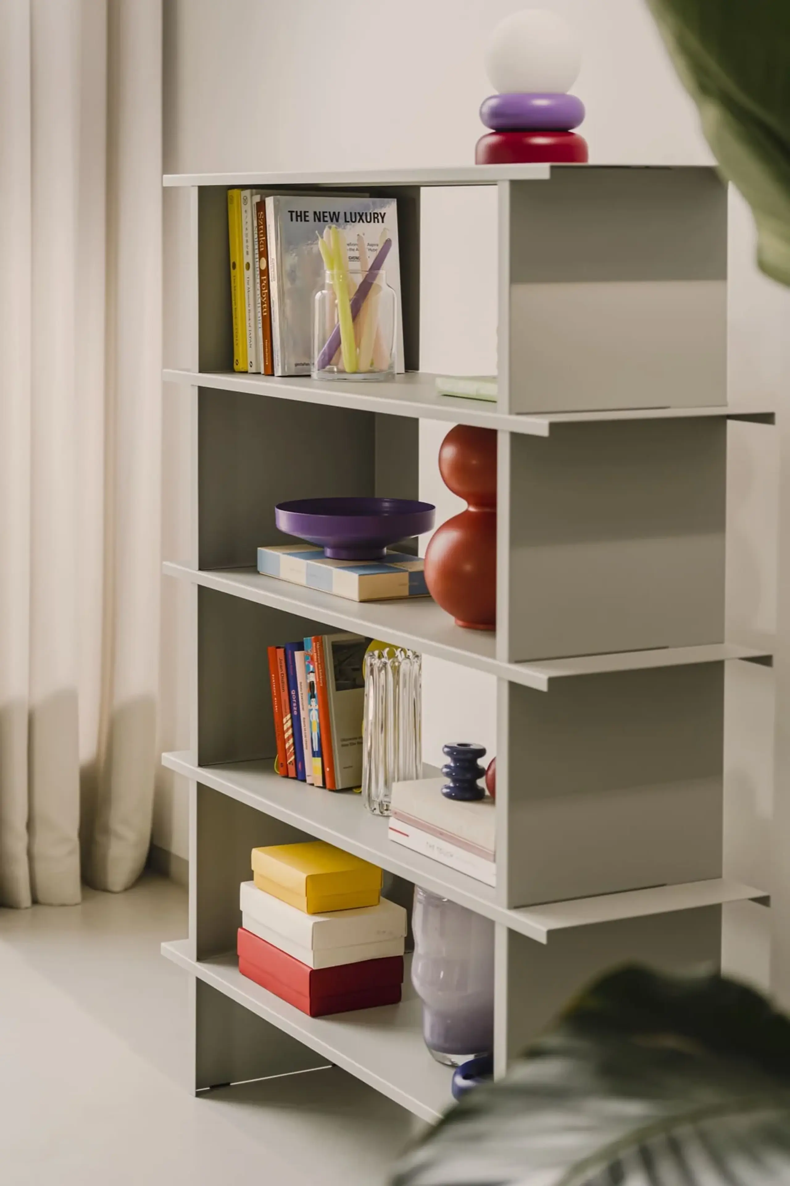 noo.ma - Memory Box - Hes Bookcase - Pebble Grey