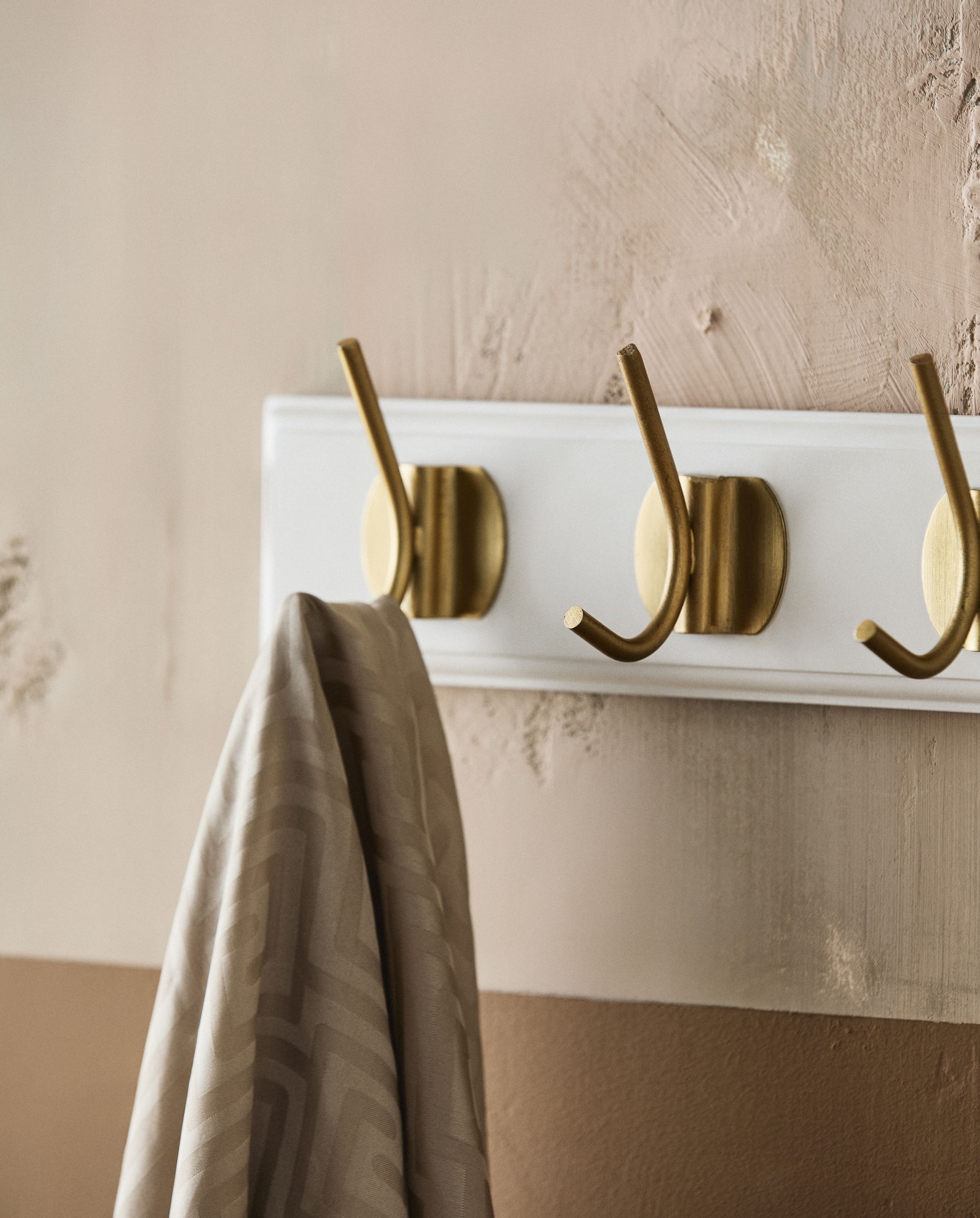 Nordal - Knager - EDGY coat rack - Matt White - 3 hooks
