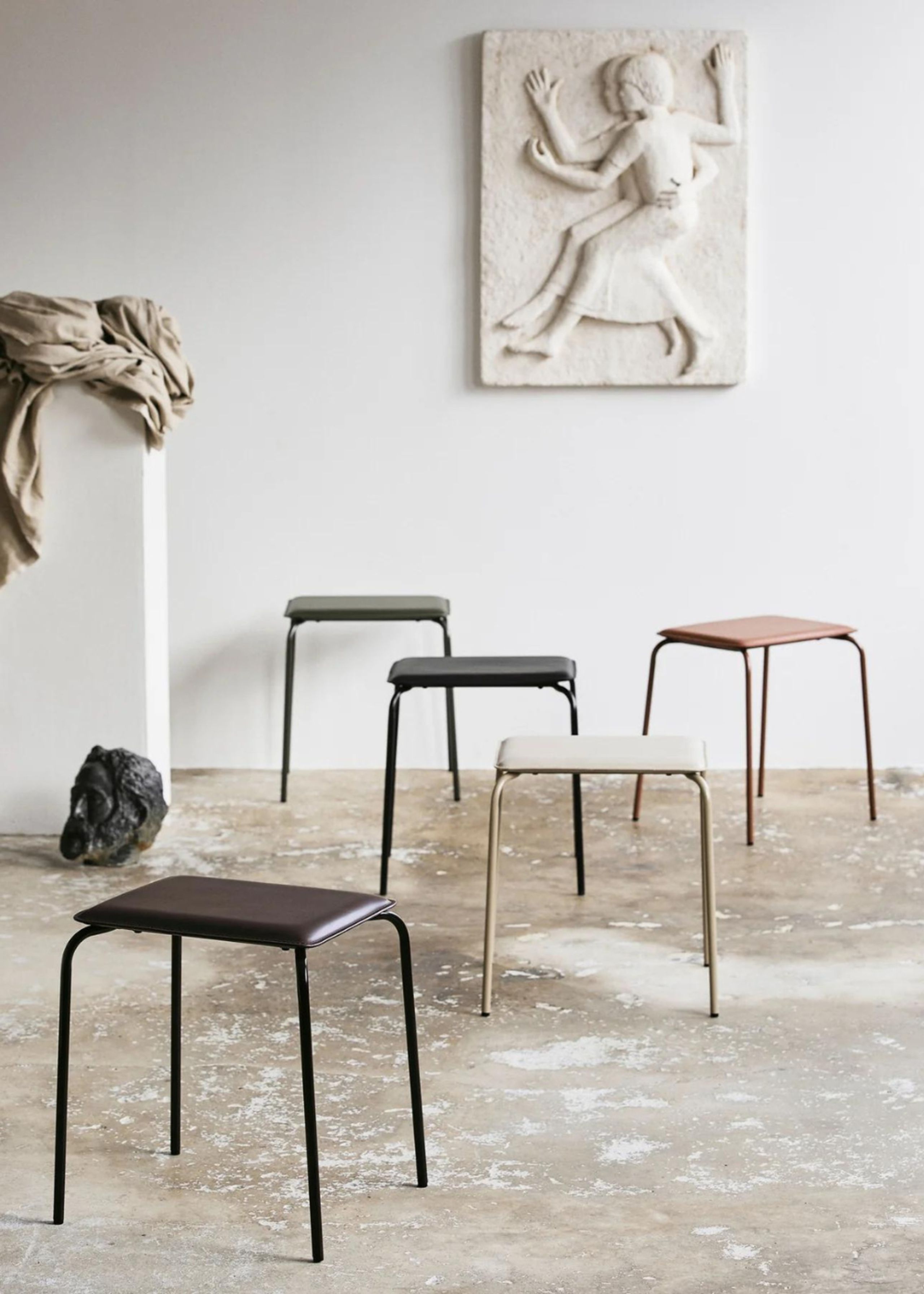 Nordal - Hocker - Esa stool - Black - Mat frame