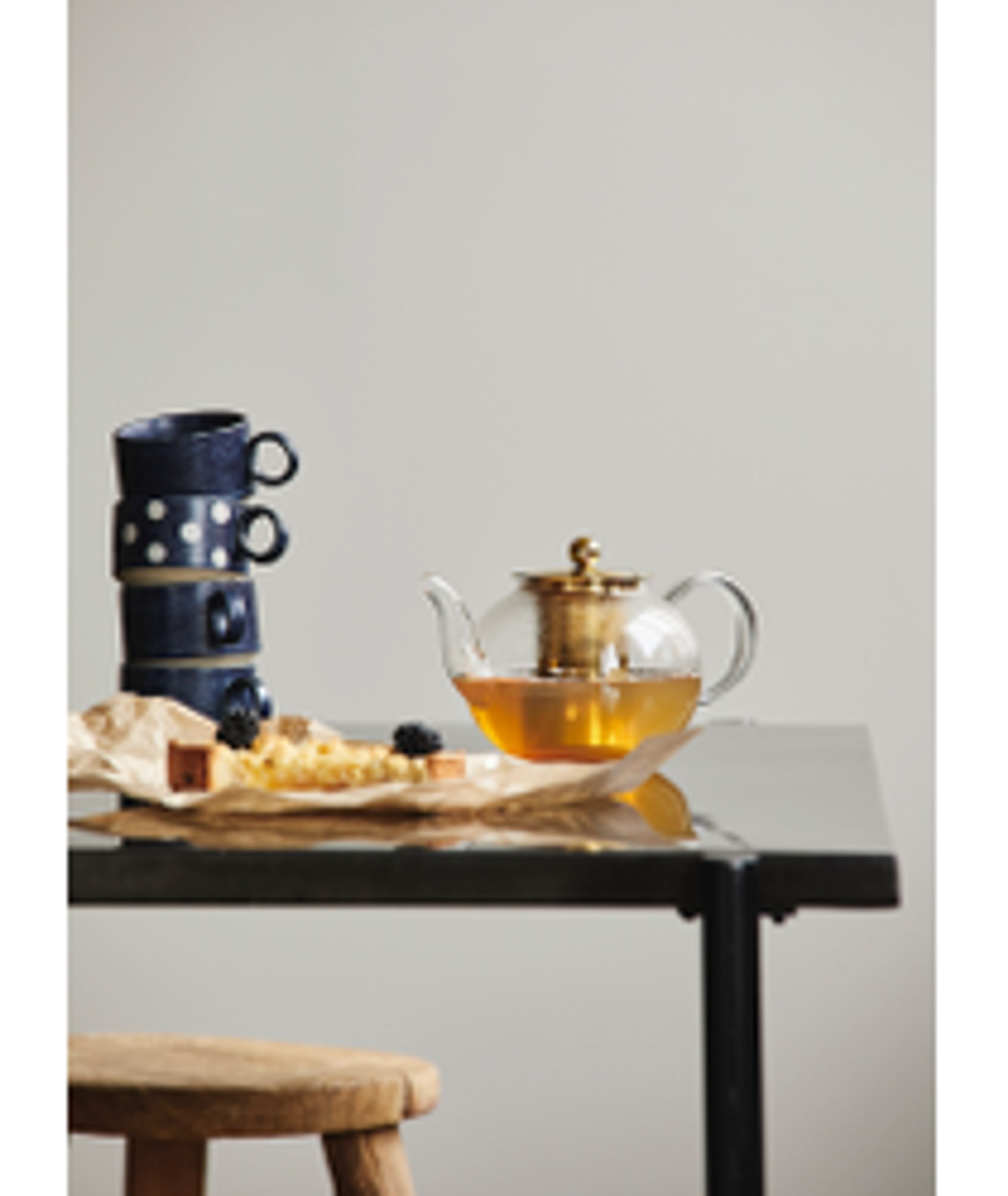 Nordal - Frame - GRAINY Tea Cups - Dark blue w. dots