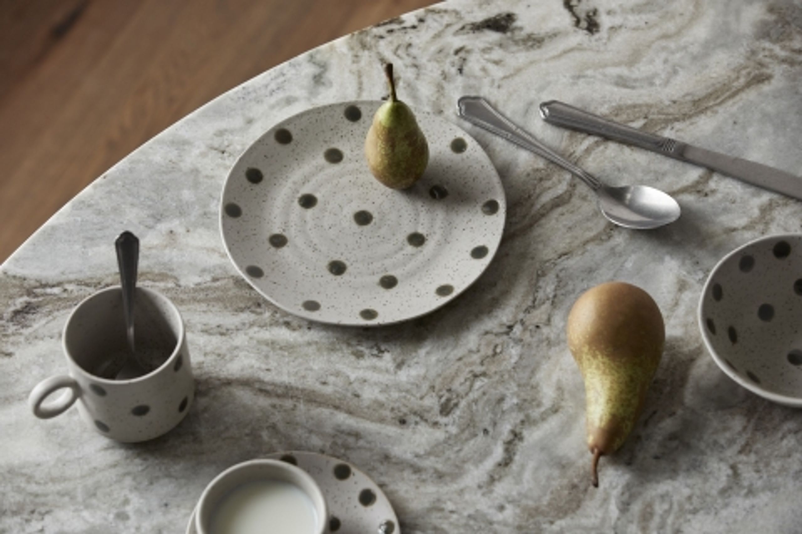 Nordal - Frame - GRAINY Tea Cups - Green dots