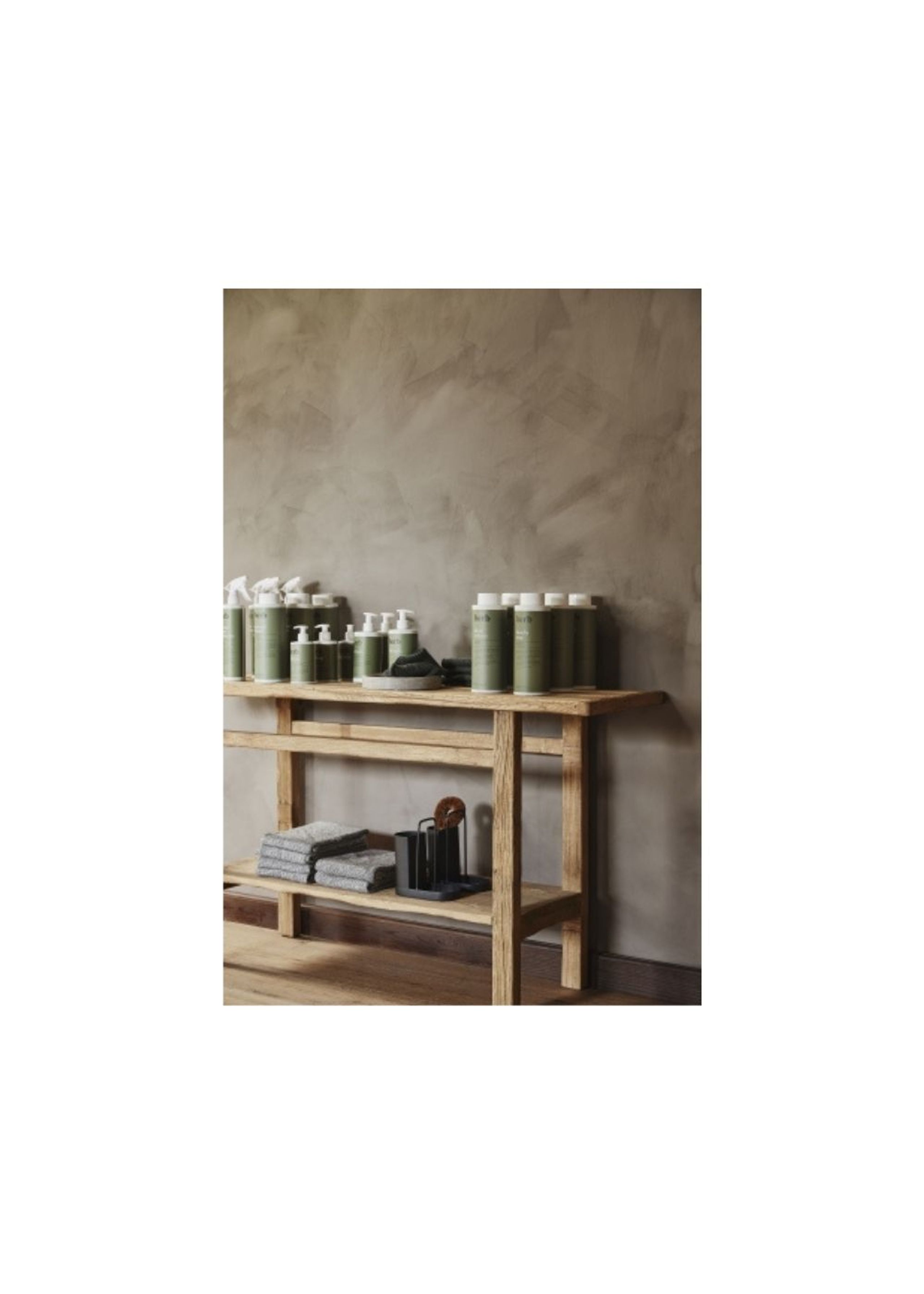 Nordal - Universal cleaning - HERB universal clean ready to use - White/Green