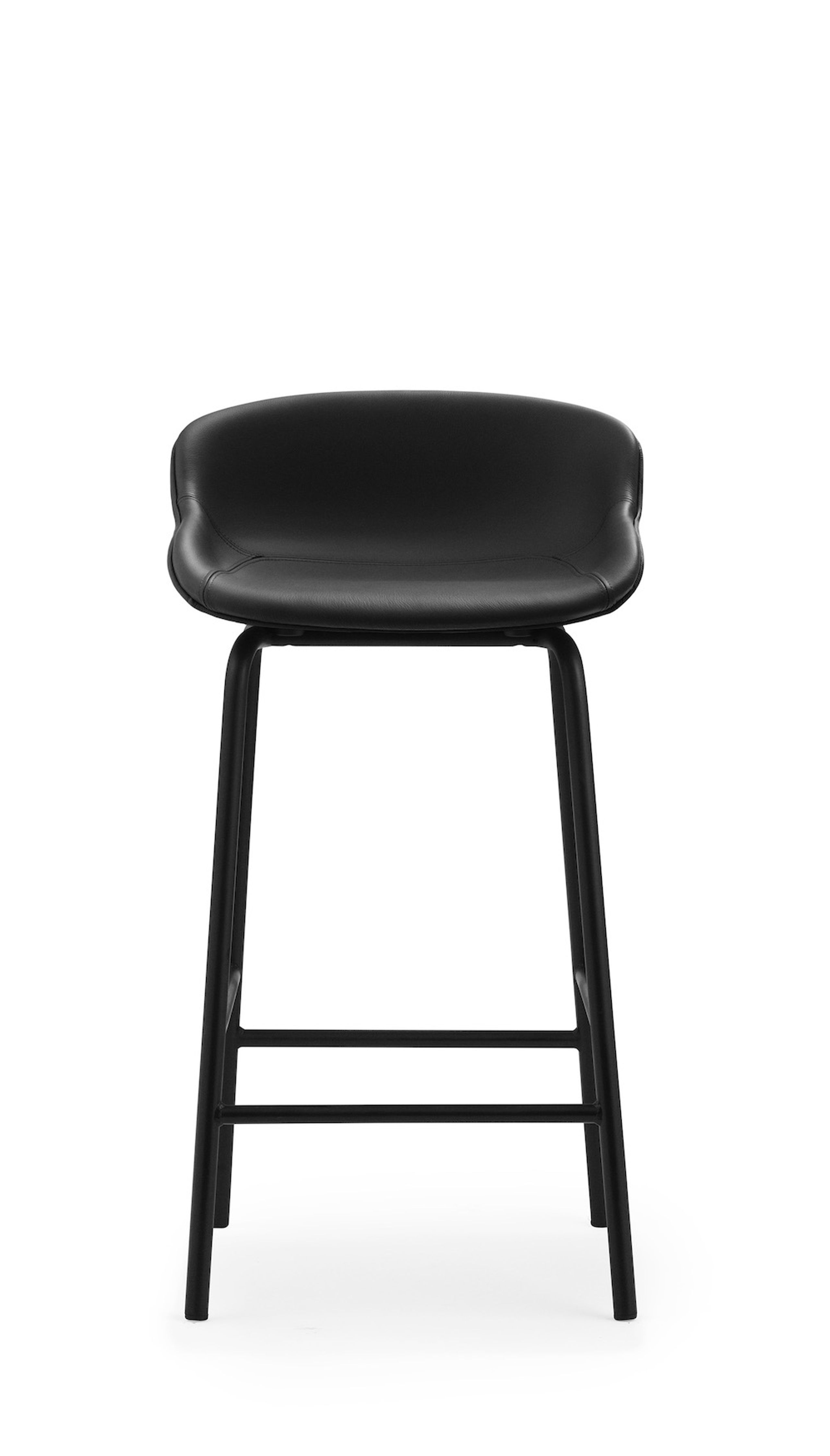 Normann Copenhagen - Barstol - Hyg Barstol by Simon Legald / Full Upholstery - Black / Ultra leather