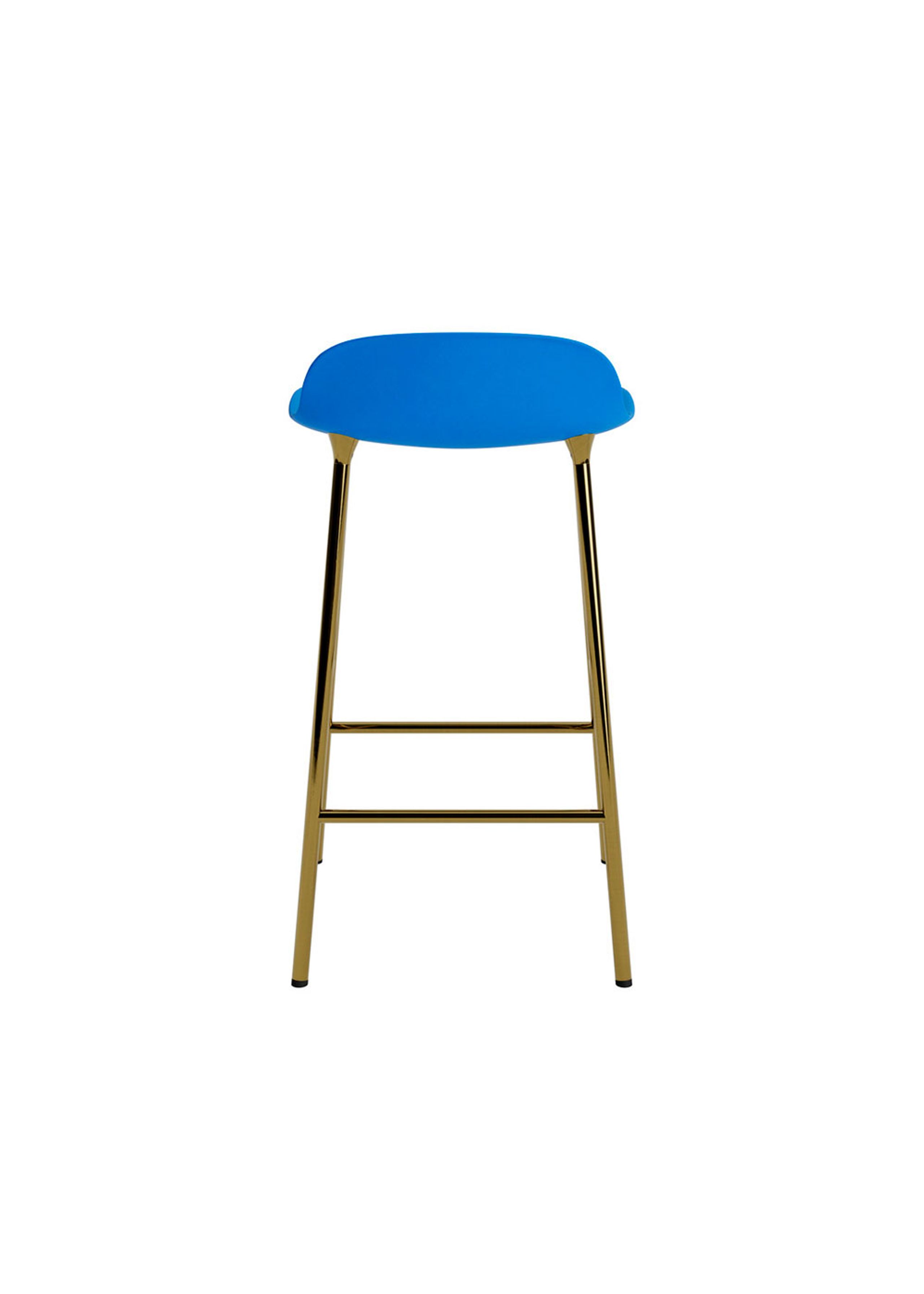 Normann Copenhagen - Barová stolička - Form Barstool 65 cm Steel - Bright Blue / Brass