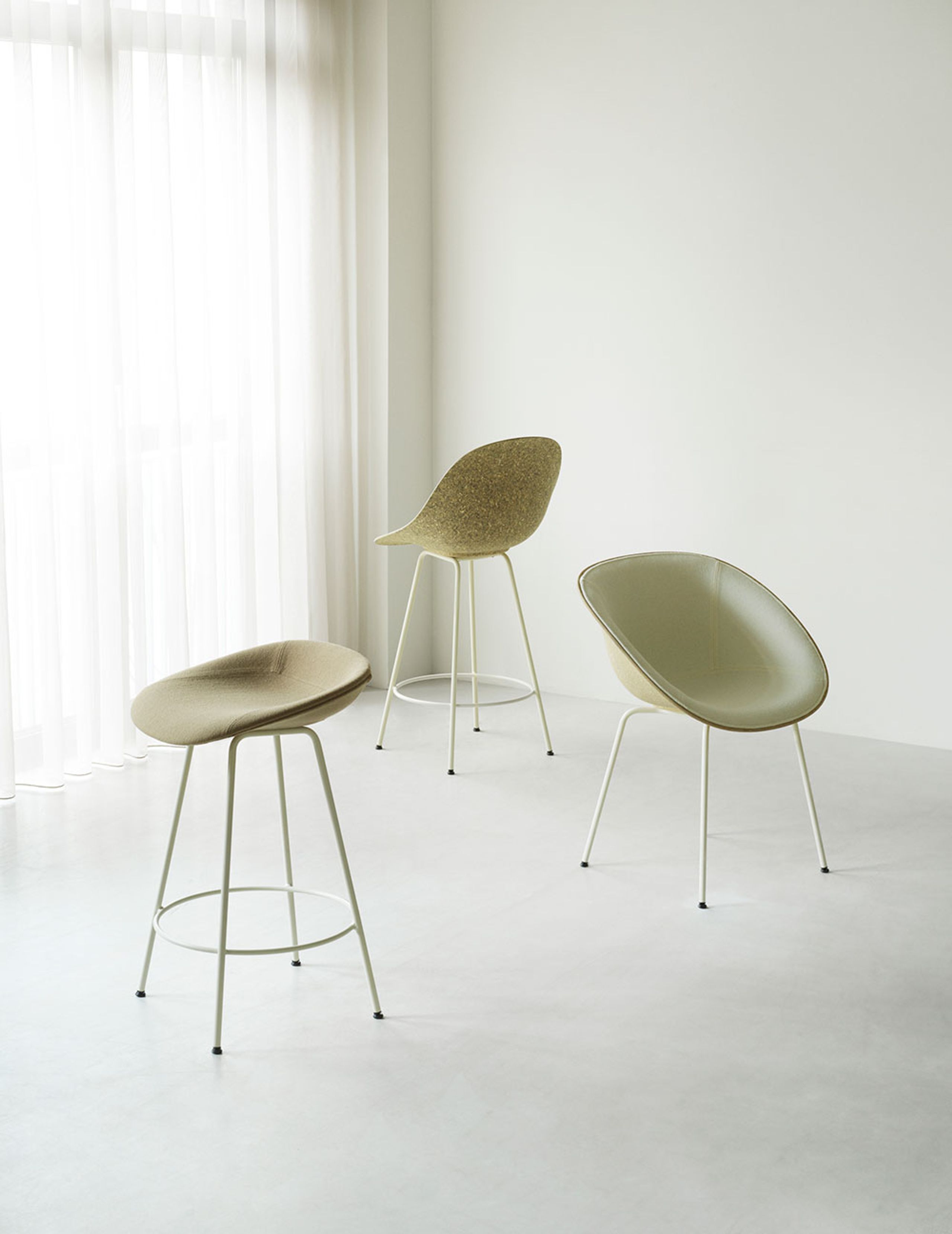 Normann Copenhagen - Barhocker - Mat Bar Chair 65 cm Steel - Hemp / Cream Steel