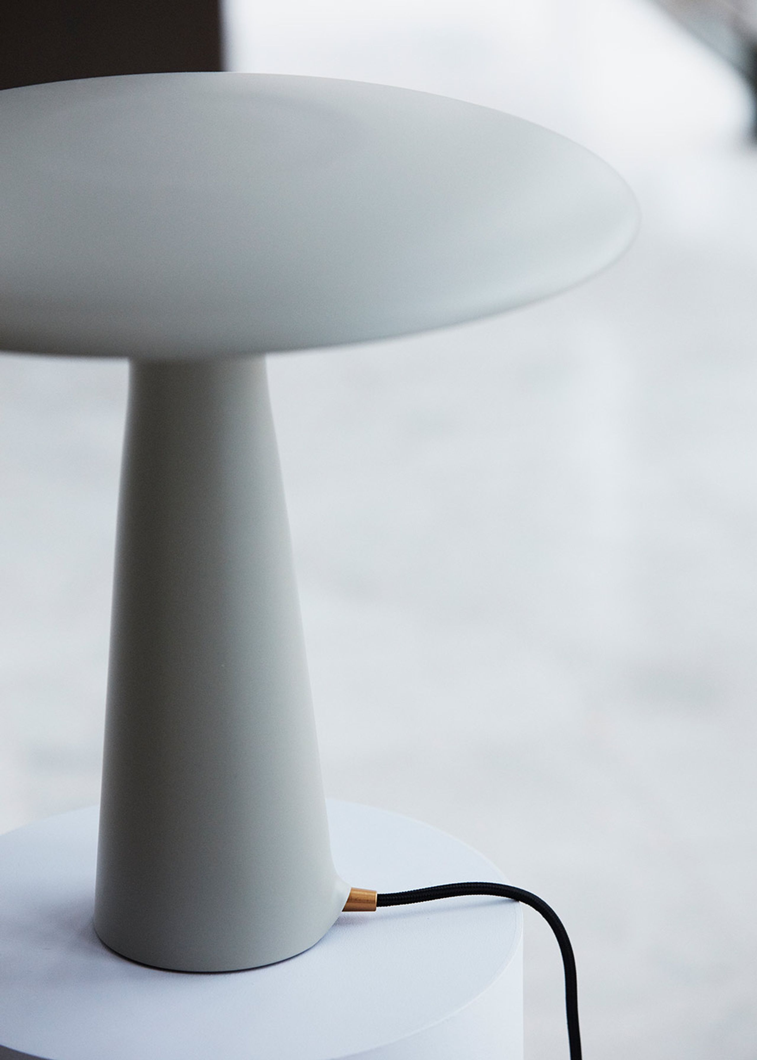 Normann Copenhagen - Bordlampe - Shelter bordlampe - Sort