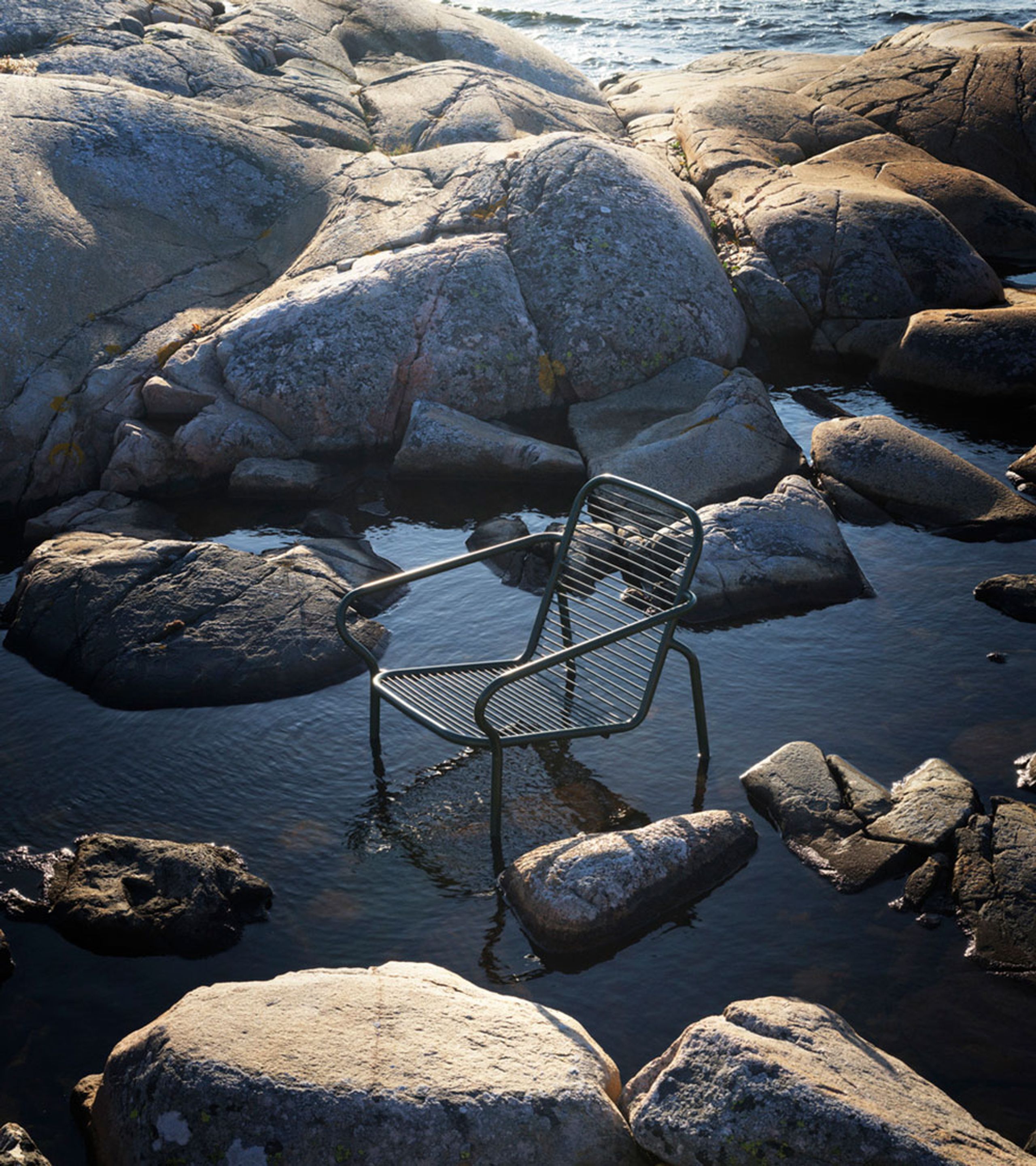 Normann Copenhagen - Havestol - Vig Lounge Chair - Dark Green