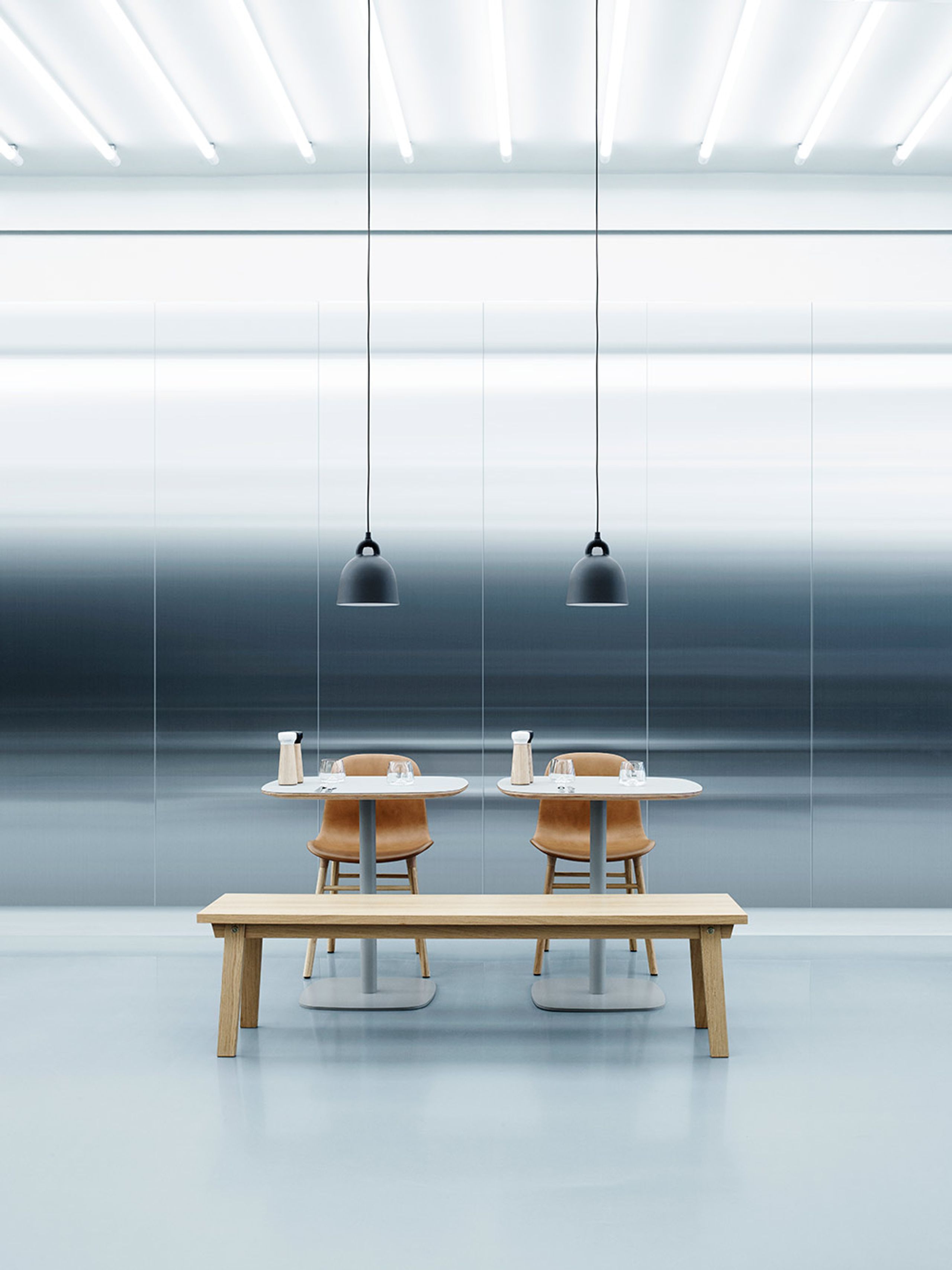 Normann Copenhagen - Kværn - Craft Pepper Mill - Stor - sort/eg