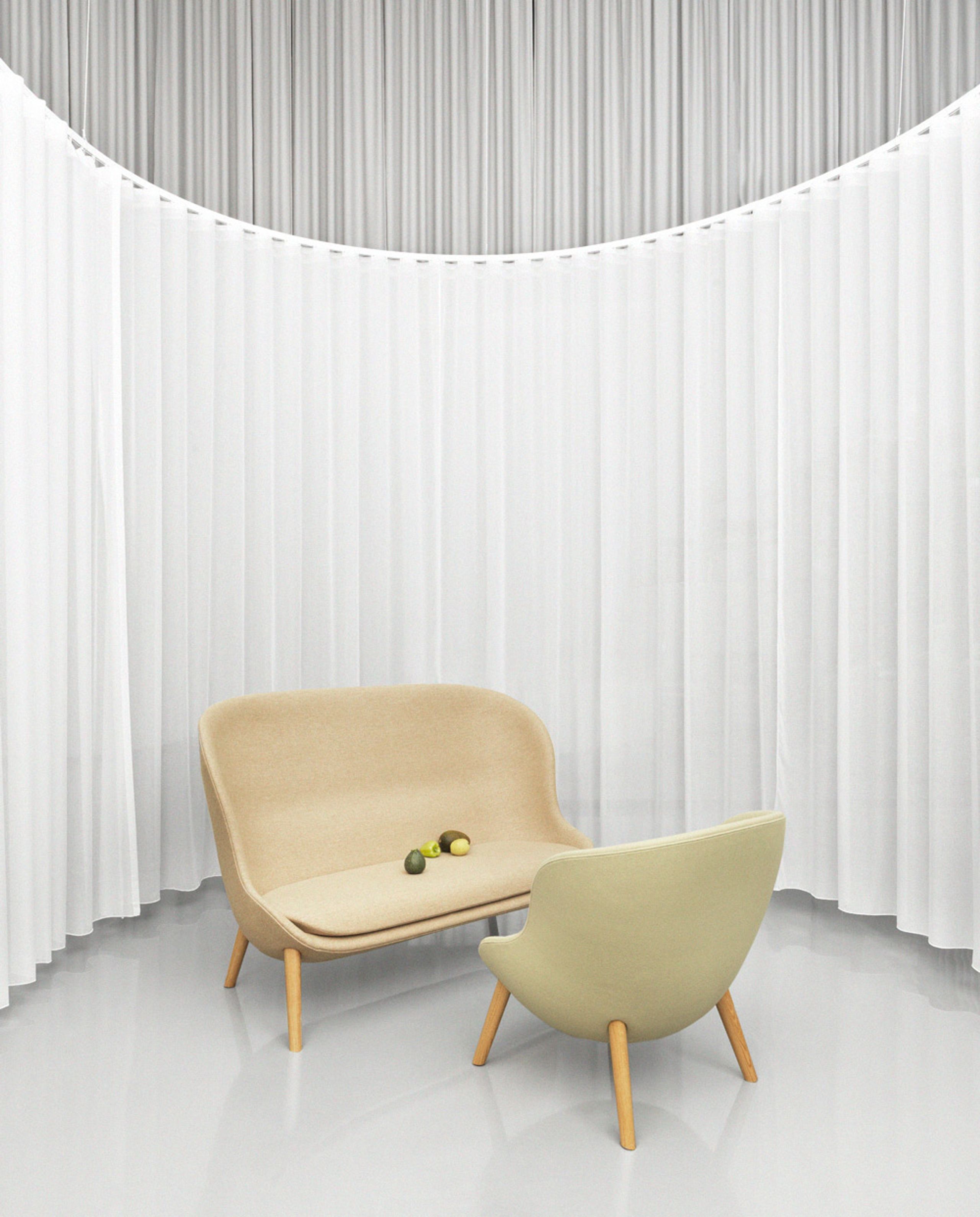 Normann Copenhagen - Lænestol - Hyg Lænestol Lav - Synergy - Bracket