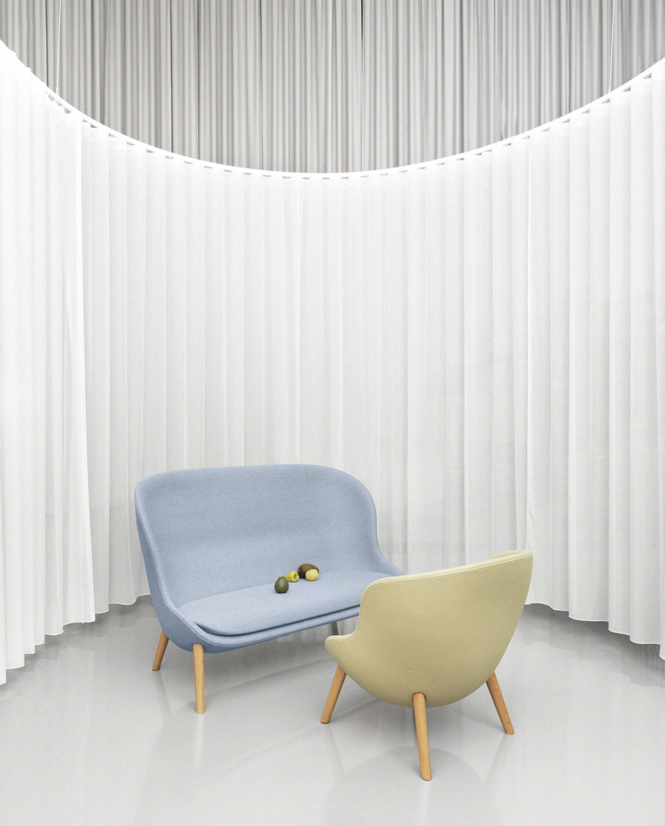 Normann Copenhagen - Lænestol - Hyg Lænestol Lav - Synergy - Bracket