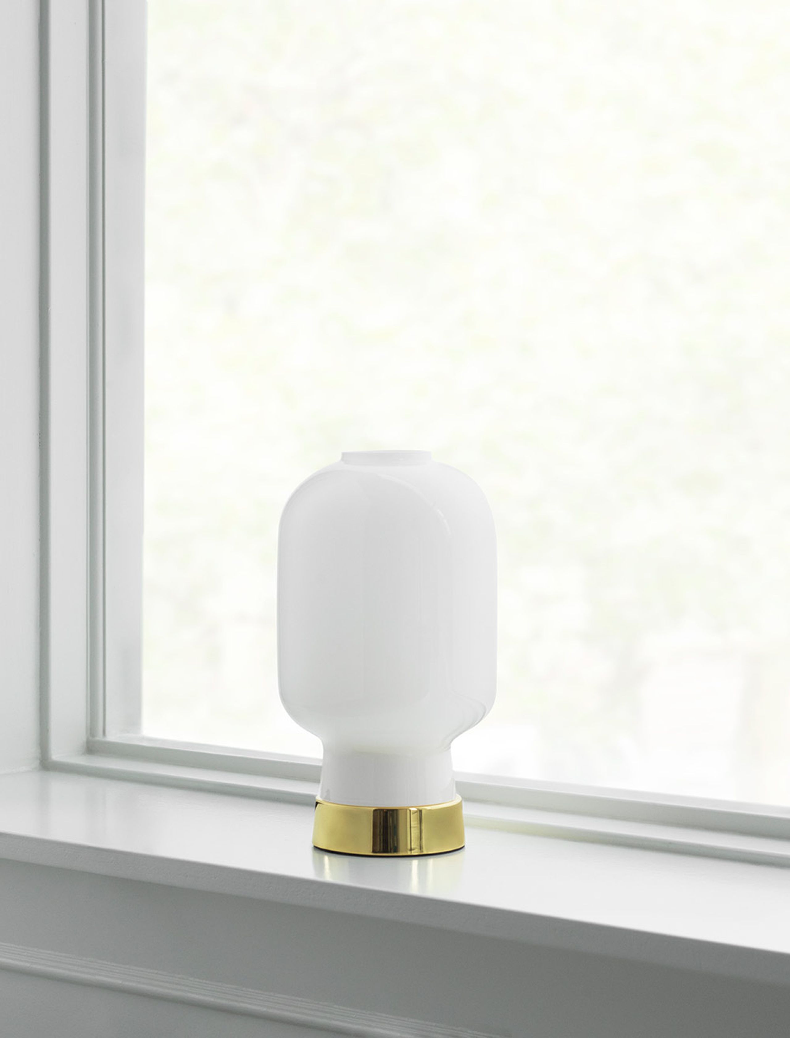 Normann Copenhagen - Lampa - Amp Table Lamp - Gold / Green