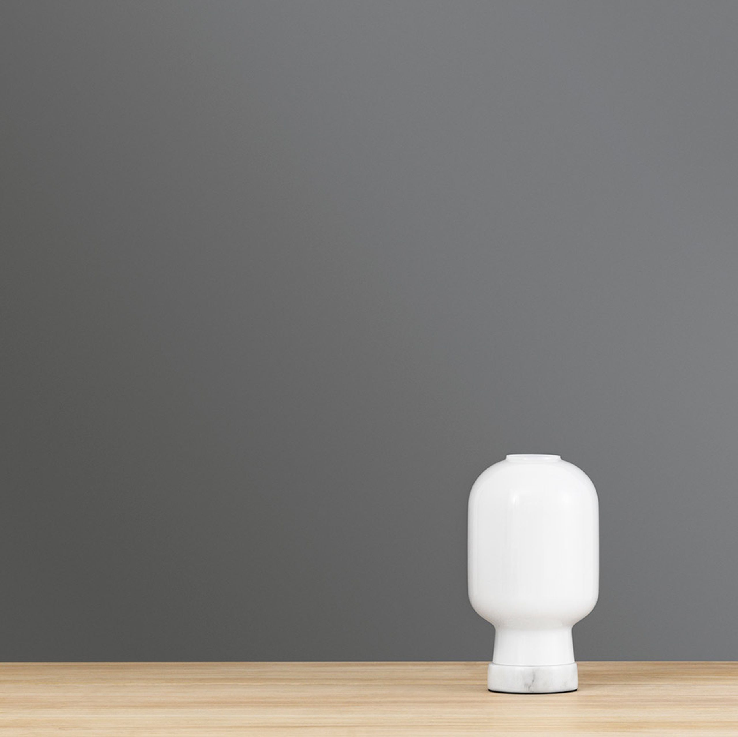 Normann Copenhagen - Lampa - Amp Table Lamp - Gold / Green