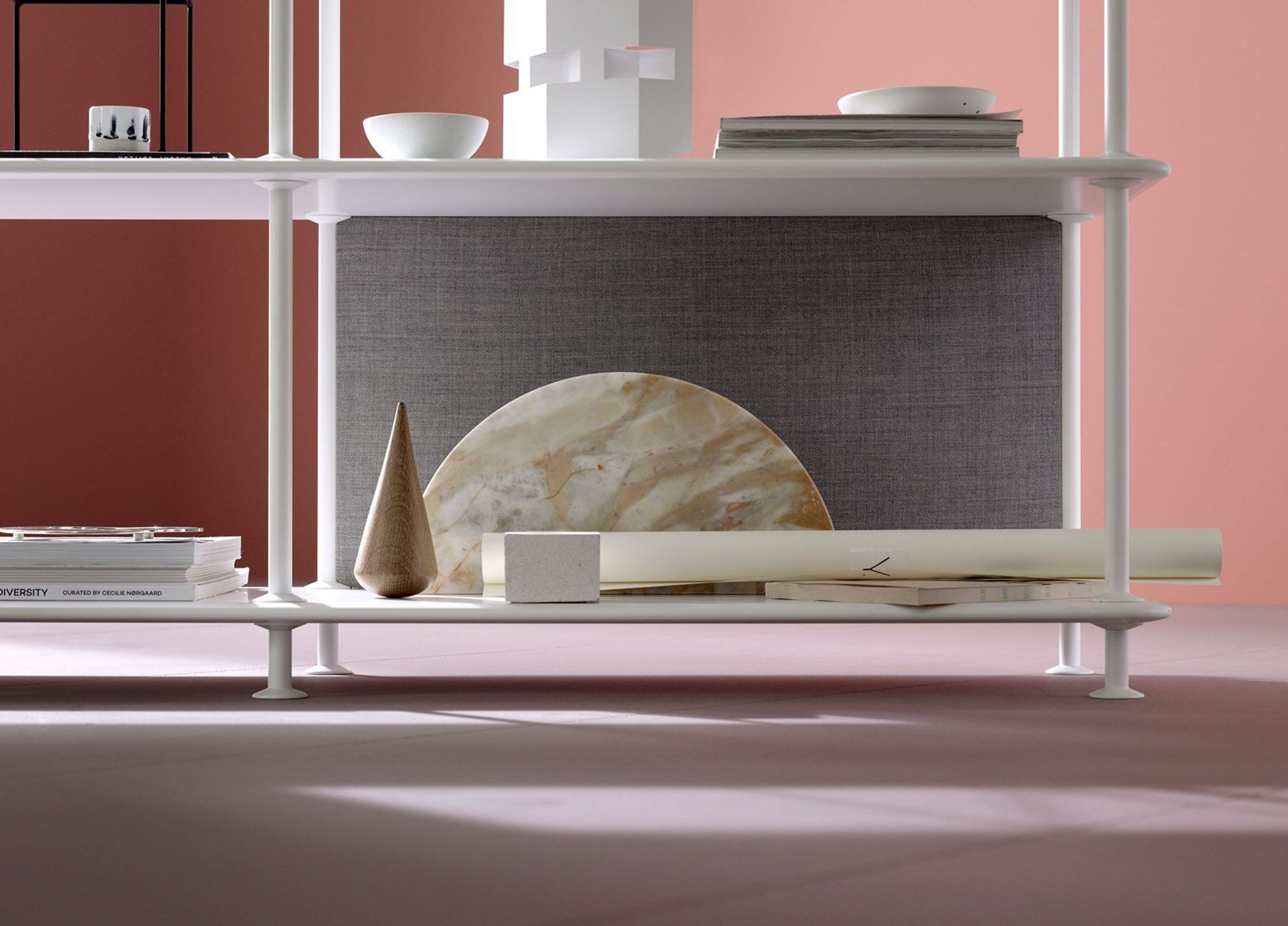 Normann Copenhagen - Reol - Montana free stofpaneler - Lilac