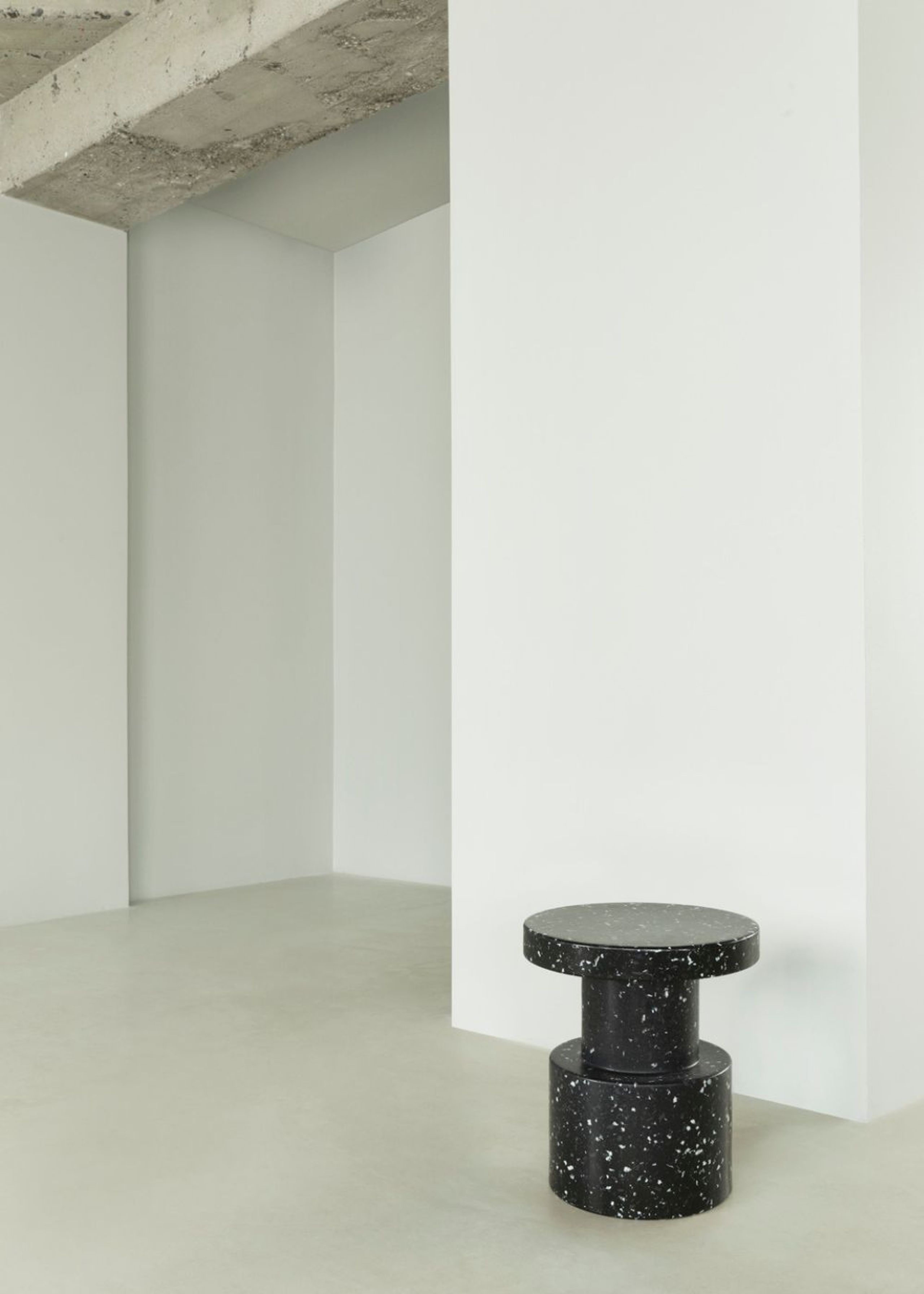 Normann Copenhagen - Skammel - BIT skammel - Sort multi