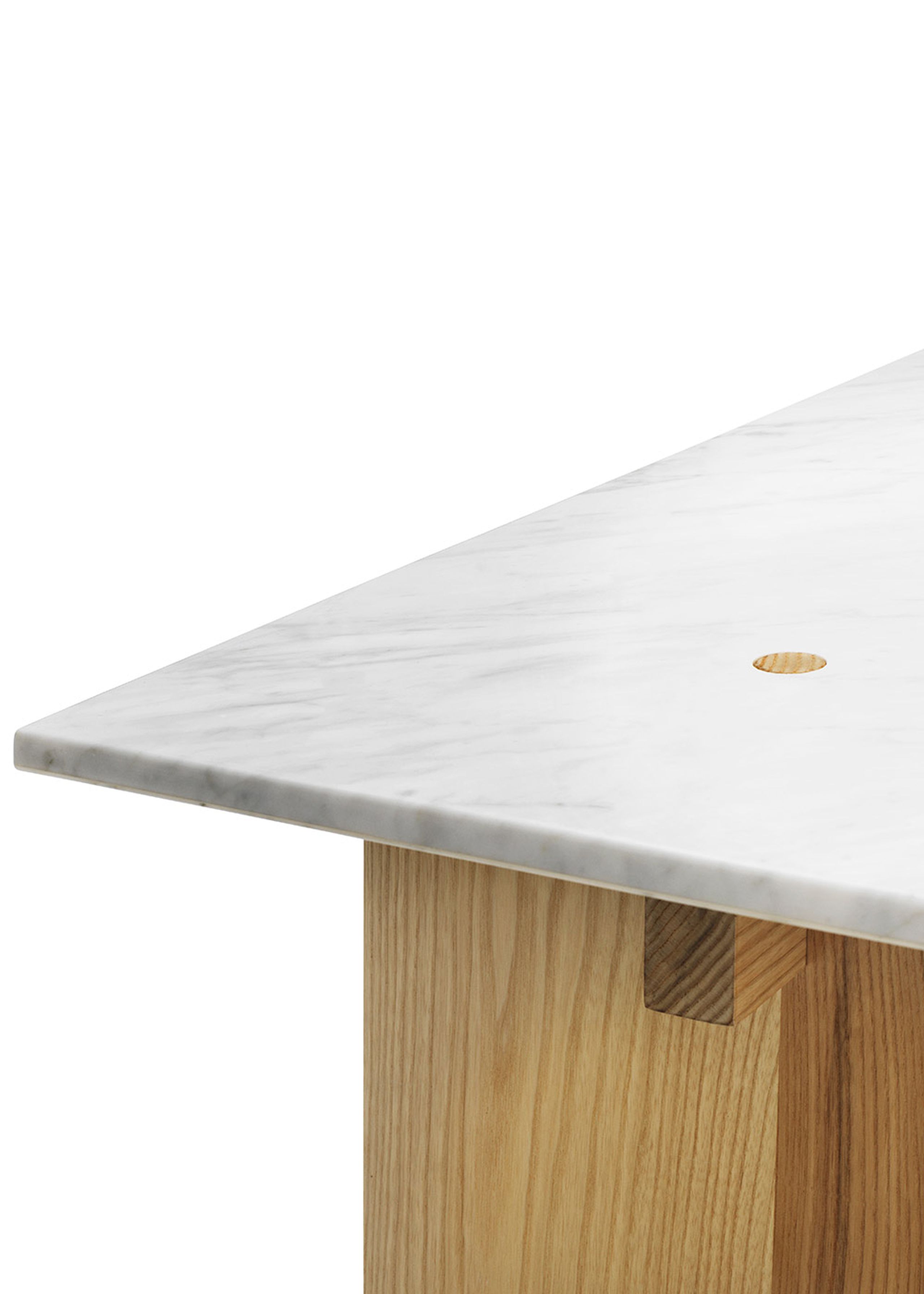 Normann Copenhagen - Coffee Table - Solid table - Ash / White