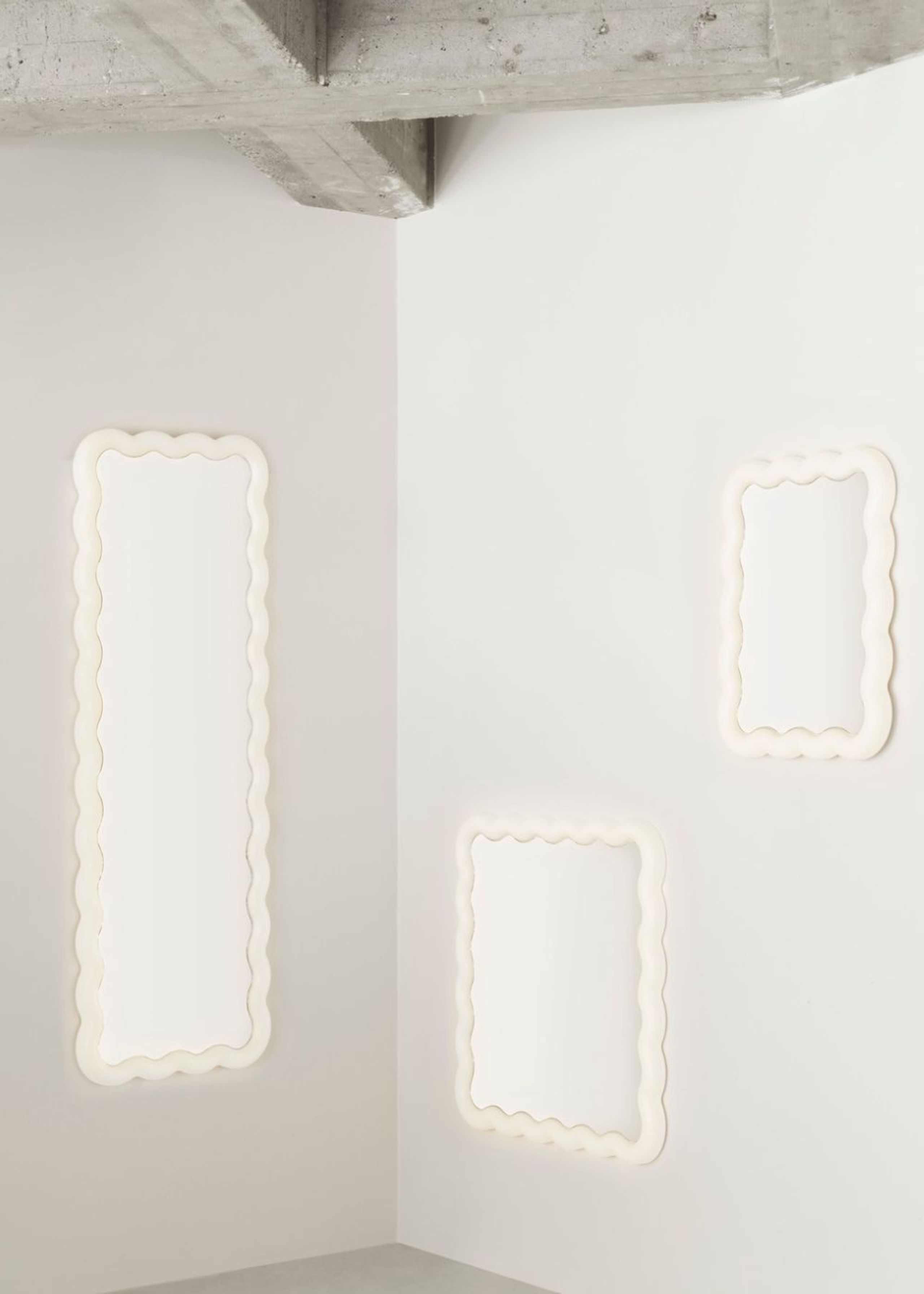 Normann Copenhagen - Spejl - Illu Mirror - White - 65 x 50 cm
